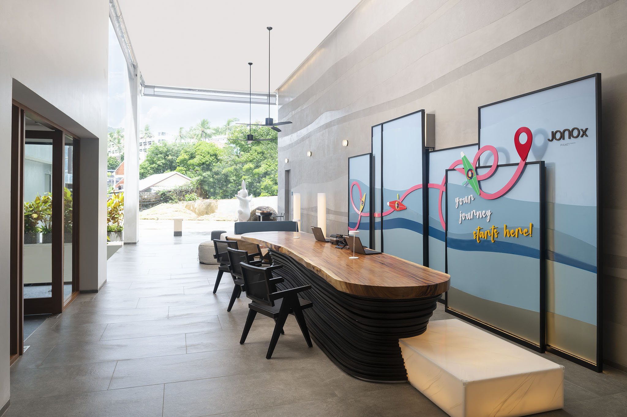 Jonox phuket отзывы. Jonox Phuket Karon Hotel. Jonox Phuket Karon 4 Таиланд. Jonox Phuket Karon Hotel тур. Таиланд jonox Phuket Karon 4* о.Пхукет. Пляж Карон.