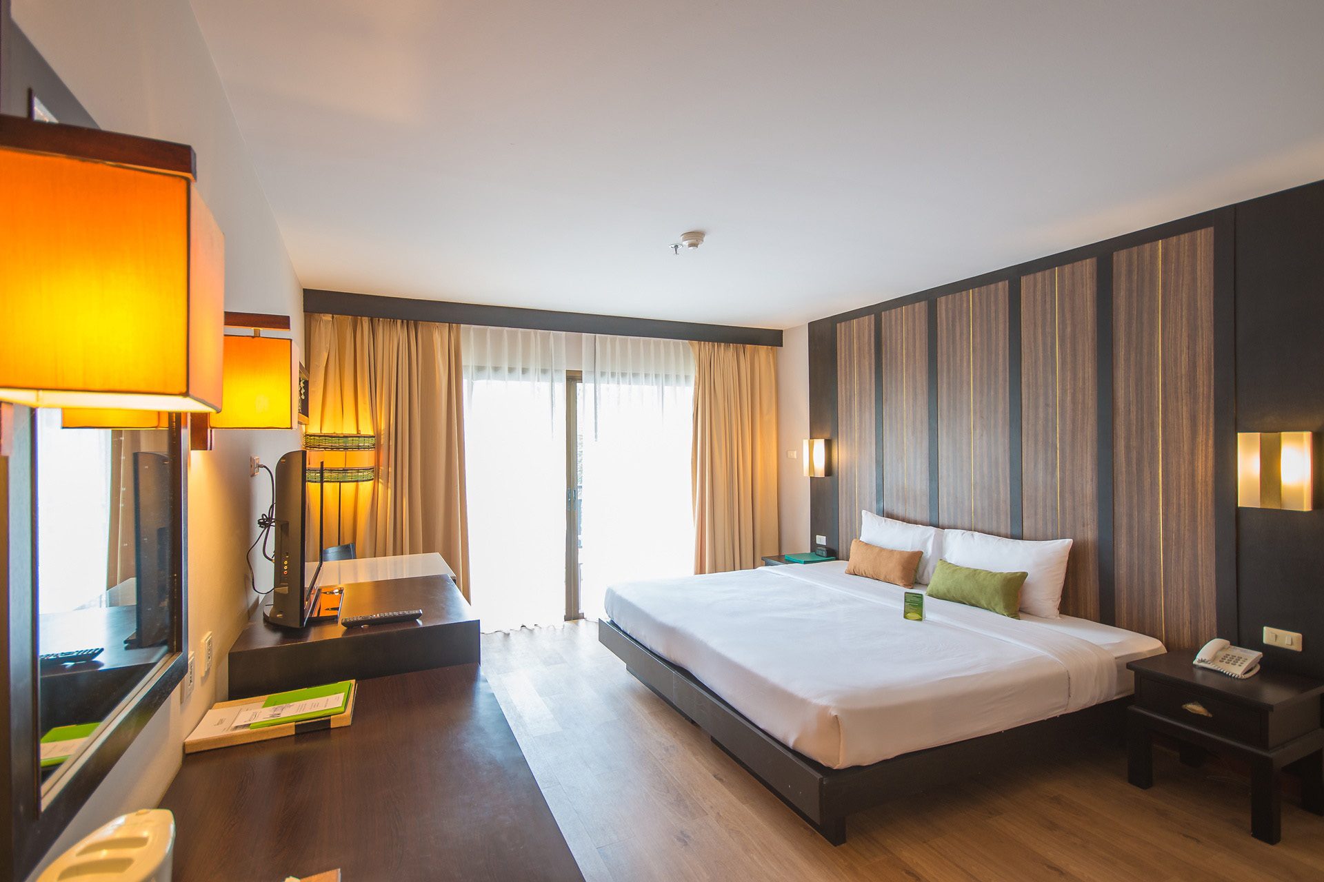 Patong resort 3 патонг