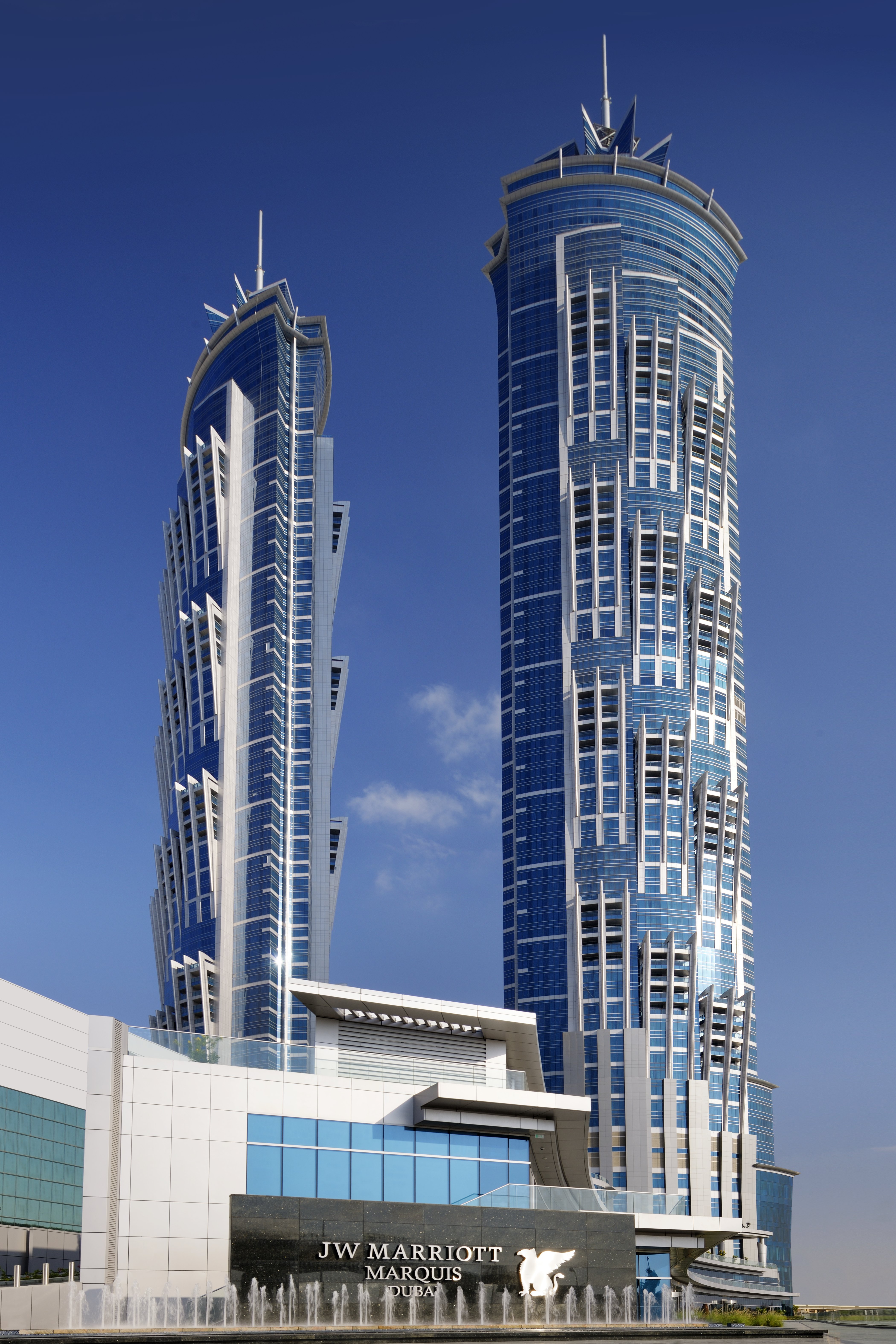 Jw marriott. Отель Марриотт Маркиз Дубай. Marriott Marquis Дубай. JW Marriott Marquis Dubai. Марриотт отель Дубай 5.