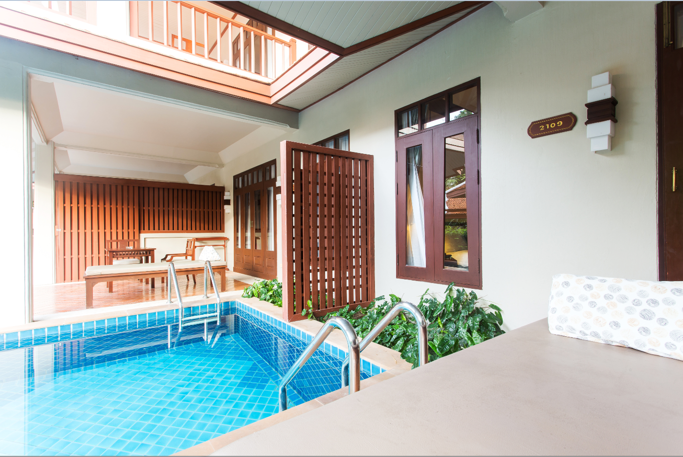 B buri hotel. Самуи бури Резорт. Samui Buri Beach Resort. Buri.,Logatev. Qafasdagi Buri.