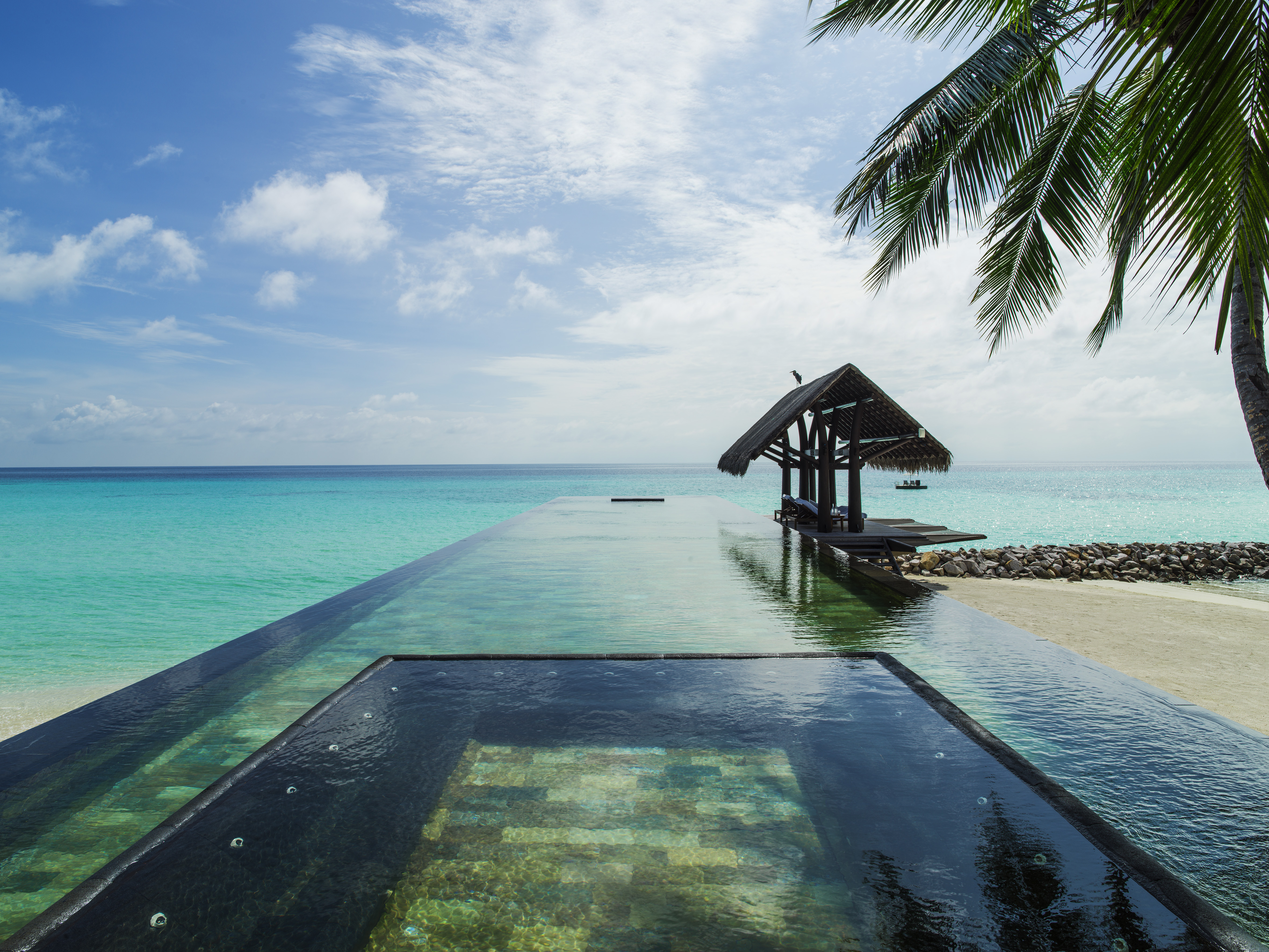 One only Reethi Rah