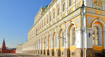 Боровицкая башня и Большой Кремлевский дворец