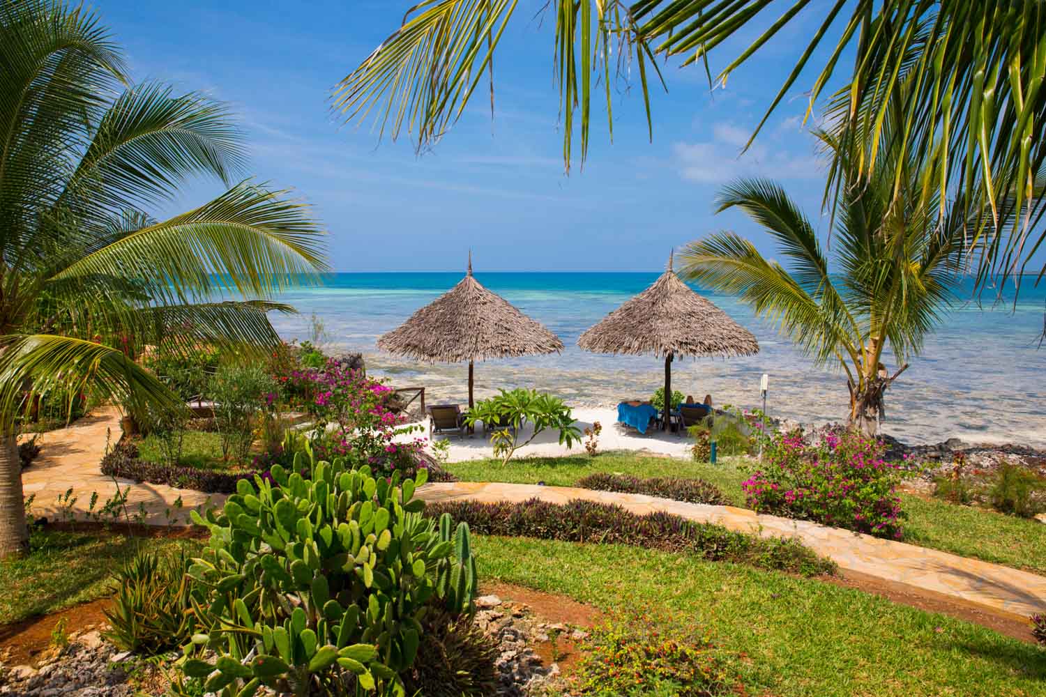 Fruit & Spice Wellness Resort Zanzibar. Отдохнуть на море в июле недорого