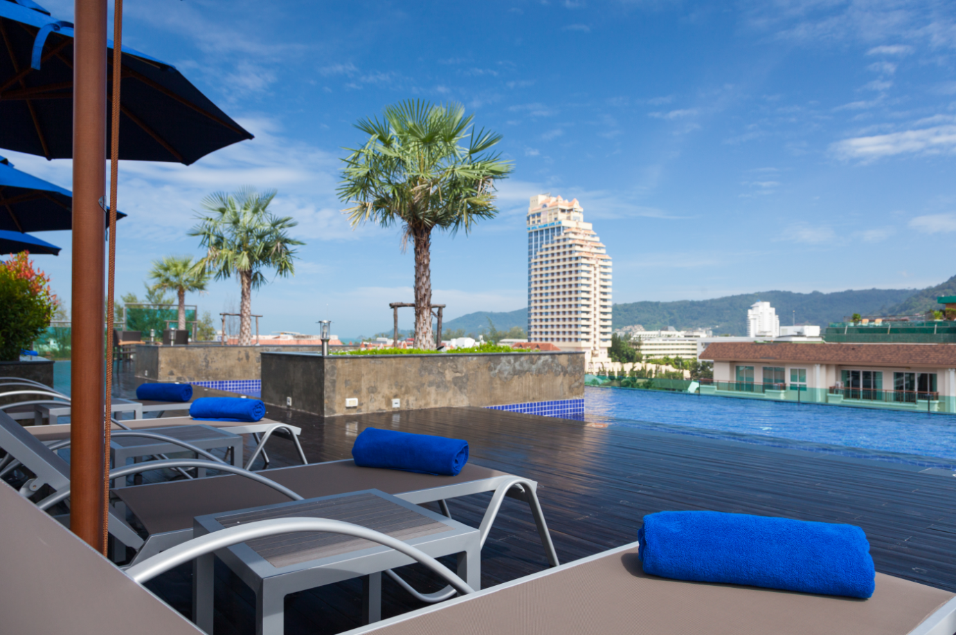 4 best western patong. Бест вестерн Патонг. Best Western Patong Beach 4*. Best Western Patong Beach 3*. Best Western Patong Beach 3 Патонг.