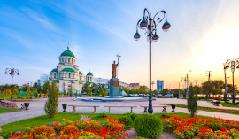 monument-on-square-city-Astrakhan-s.jpg