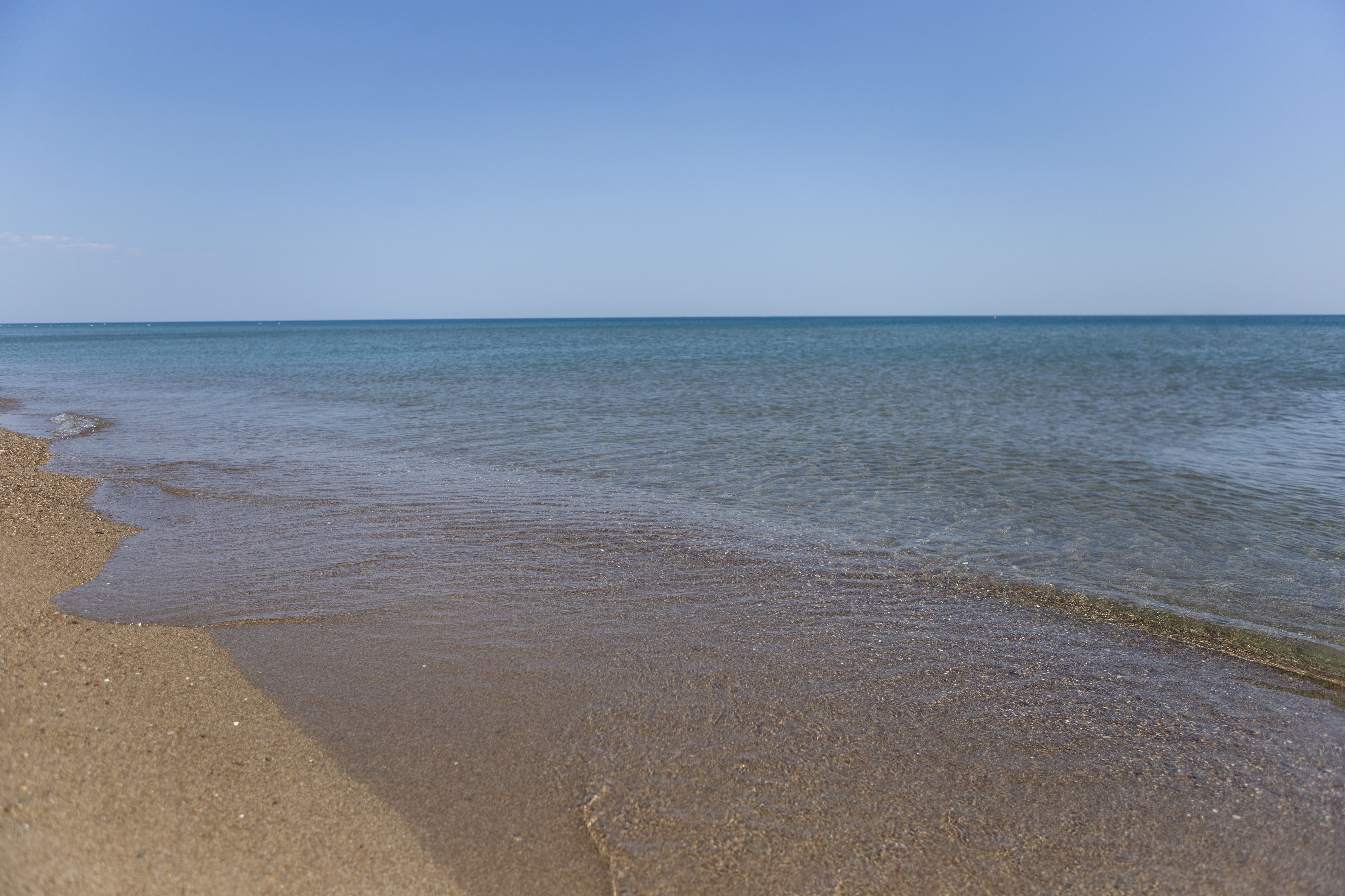 Вдоль азовского моря. Коса Азовское море и Таганрогский залив. Таганрог Должанская коса. Должанская коса Азовское море. Коса долгая Азовское.