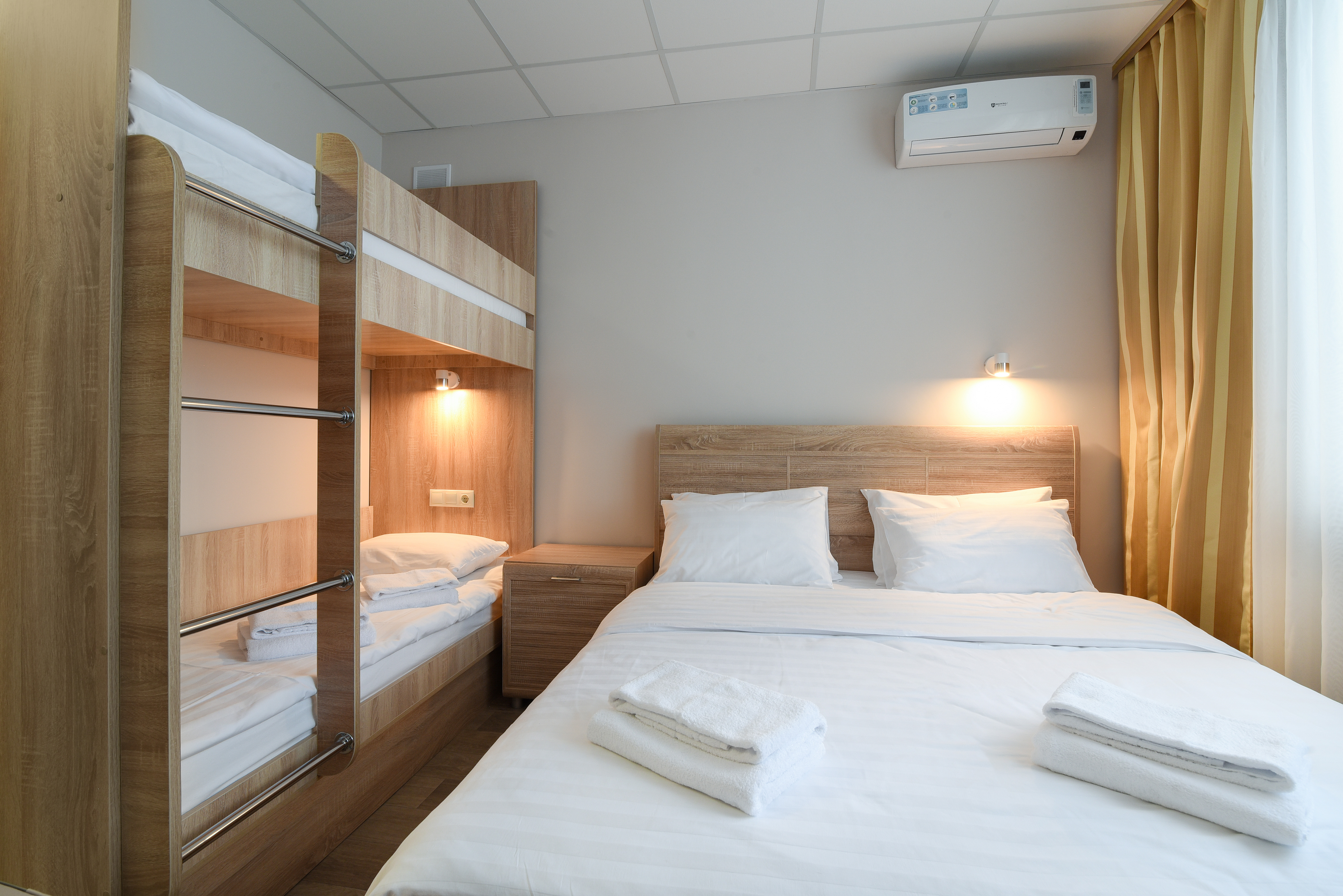 Perin de perron казань. Perin de perron казань. Саид галеева 25 казань. Семейные отели в центре москвы. Сердобский автовокзал перон.