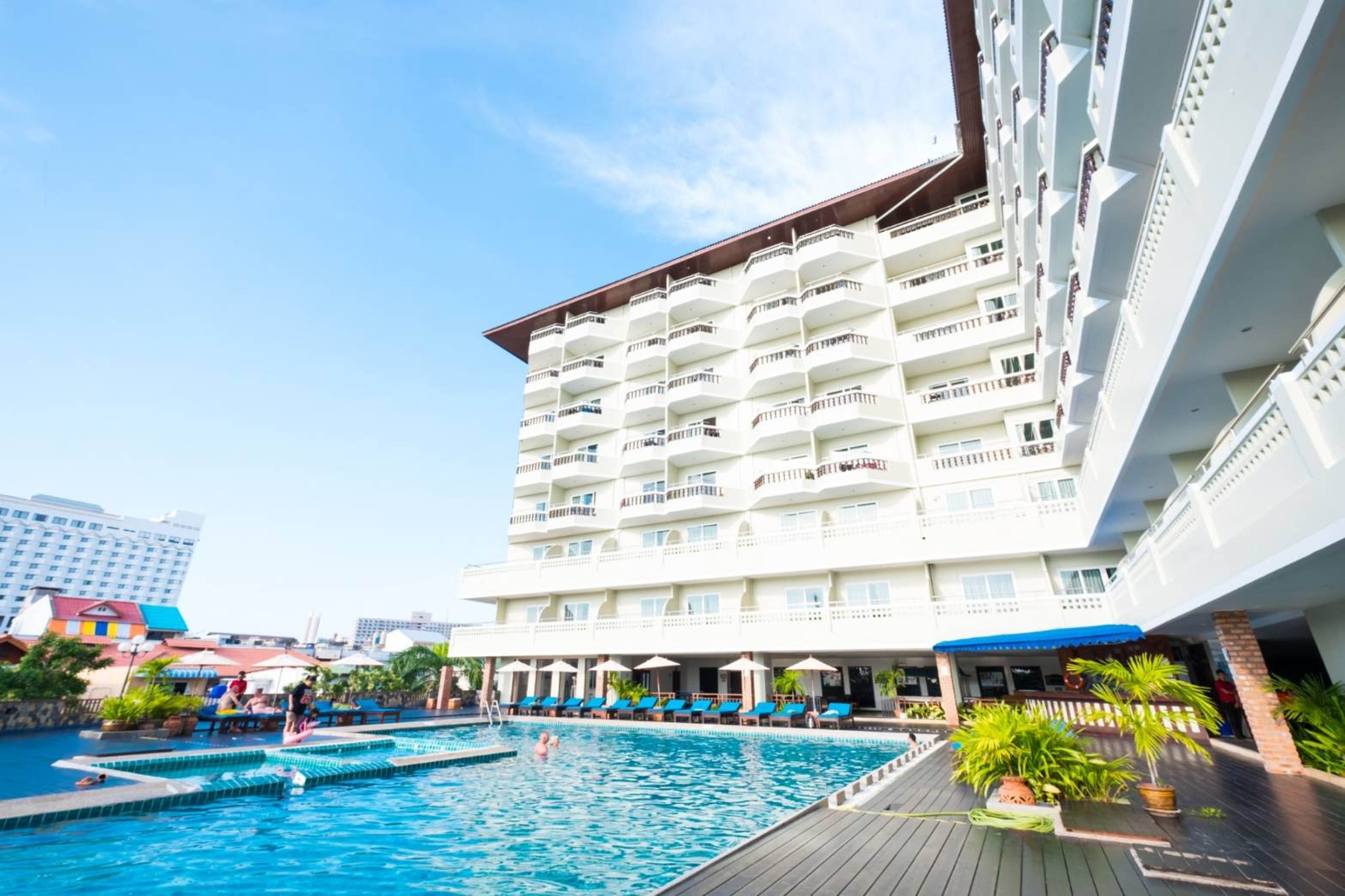 3 таиланд. Отель Jomtien Thani. Jomtien Thani Hotel 4. Таиланд Паттайя отель Джомтьен Тани. Jomtien Thani Hotel 3.