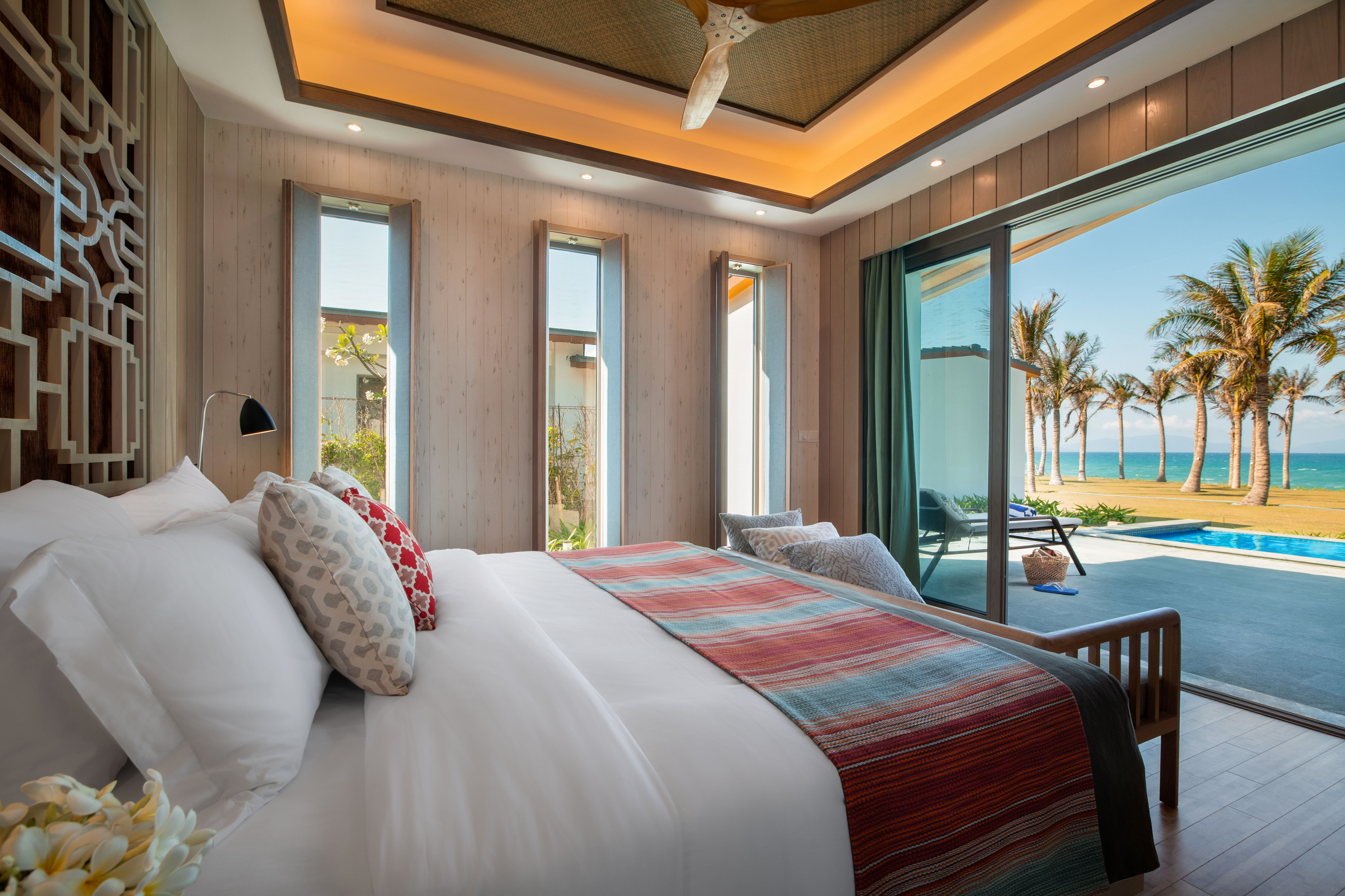 Radisson cam ranh. Radisson Blu Resort cam ranh 5*. Radisson Blu Resort cam ranh 5 ***** (Нячанг). Movenpick Resort Нячанг. Radisson Blu Resort cam ranh 5* с птичьего полета.