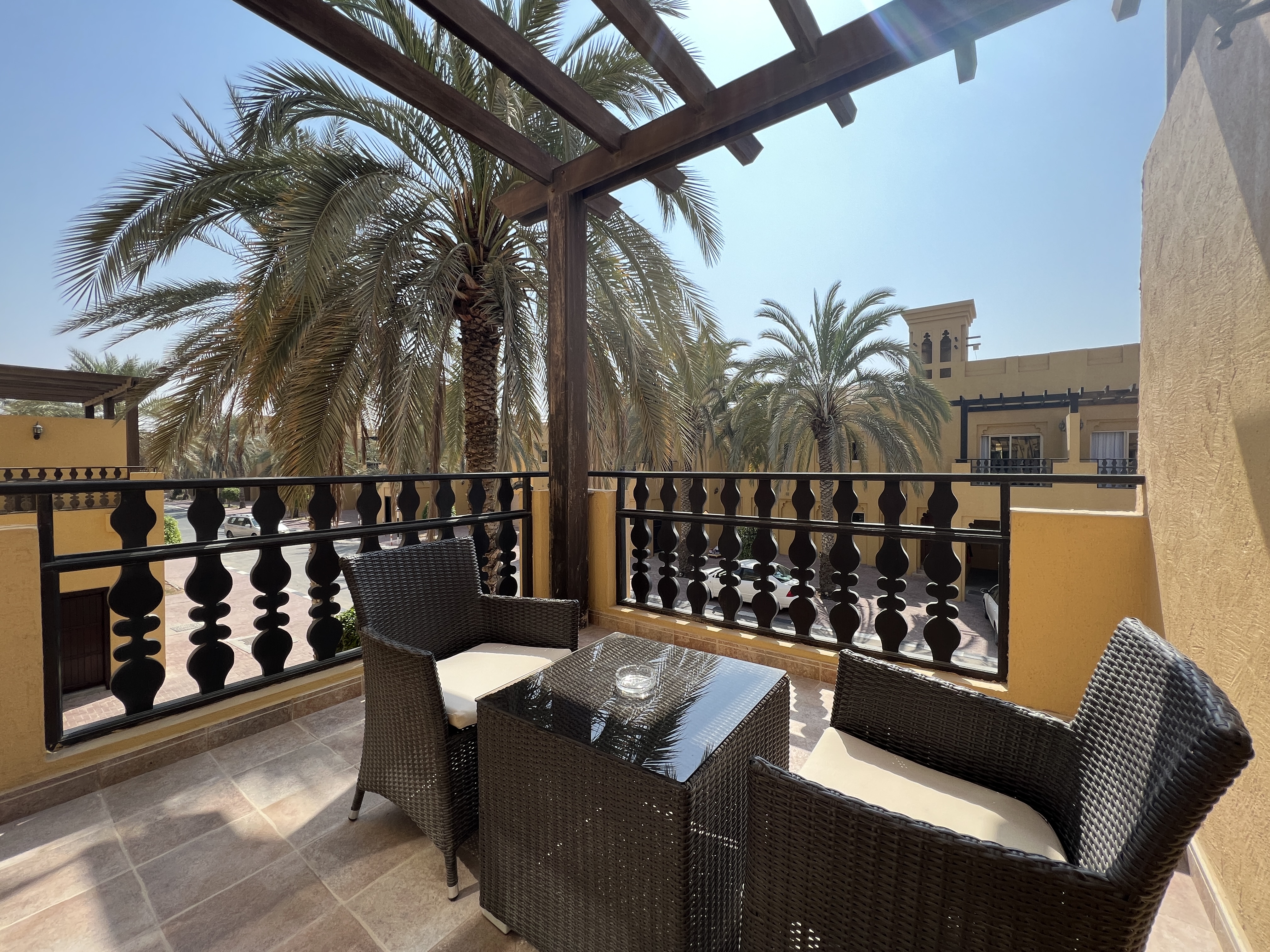 Al hamra village hotel отзывы