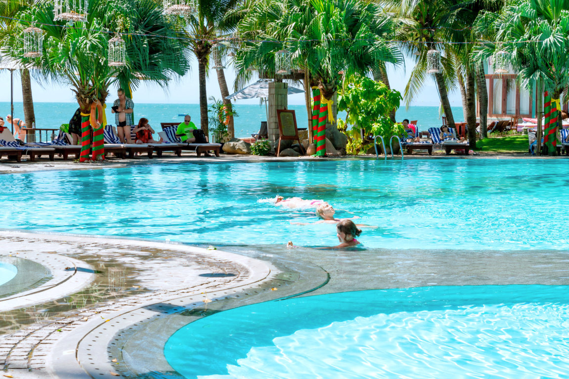 Hoang ngoc resort 4. Отель oriental Pearl Beach Resort. Hoang Ngoc Beach Resort. Hoang Ngoc (oriental Pearl Resort). Oriental Pearl (ex. Hoang Ngoc Beach Resort) 4*.