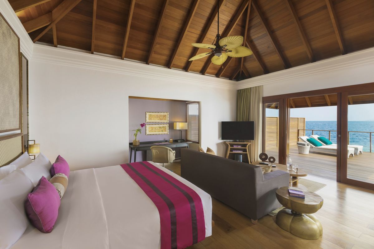 Dusit Thani Maldives Villa Deluxe