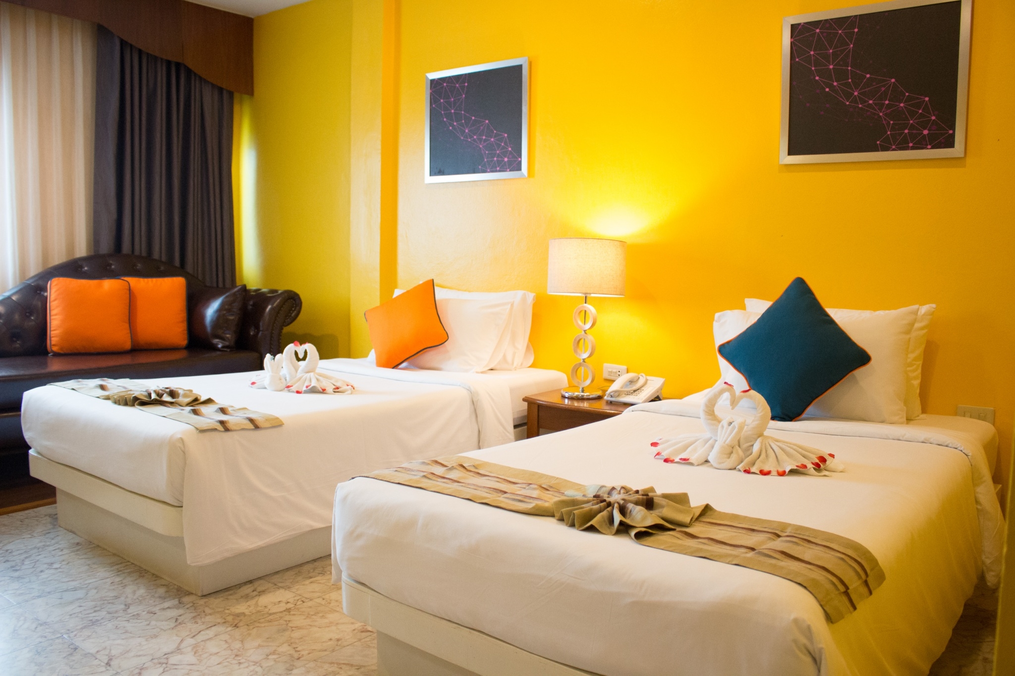 Baumanburi hotel phuket