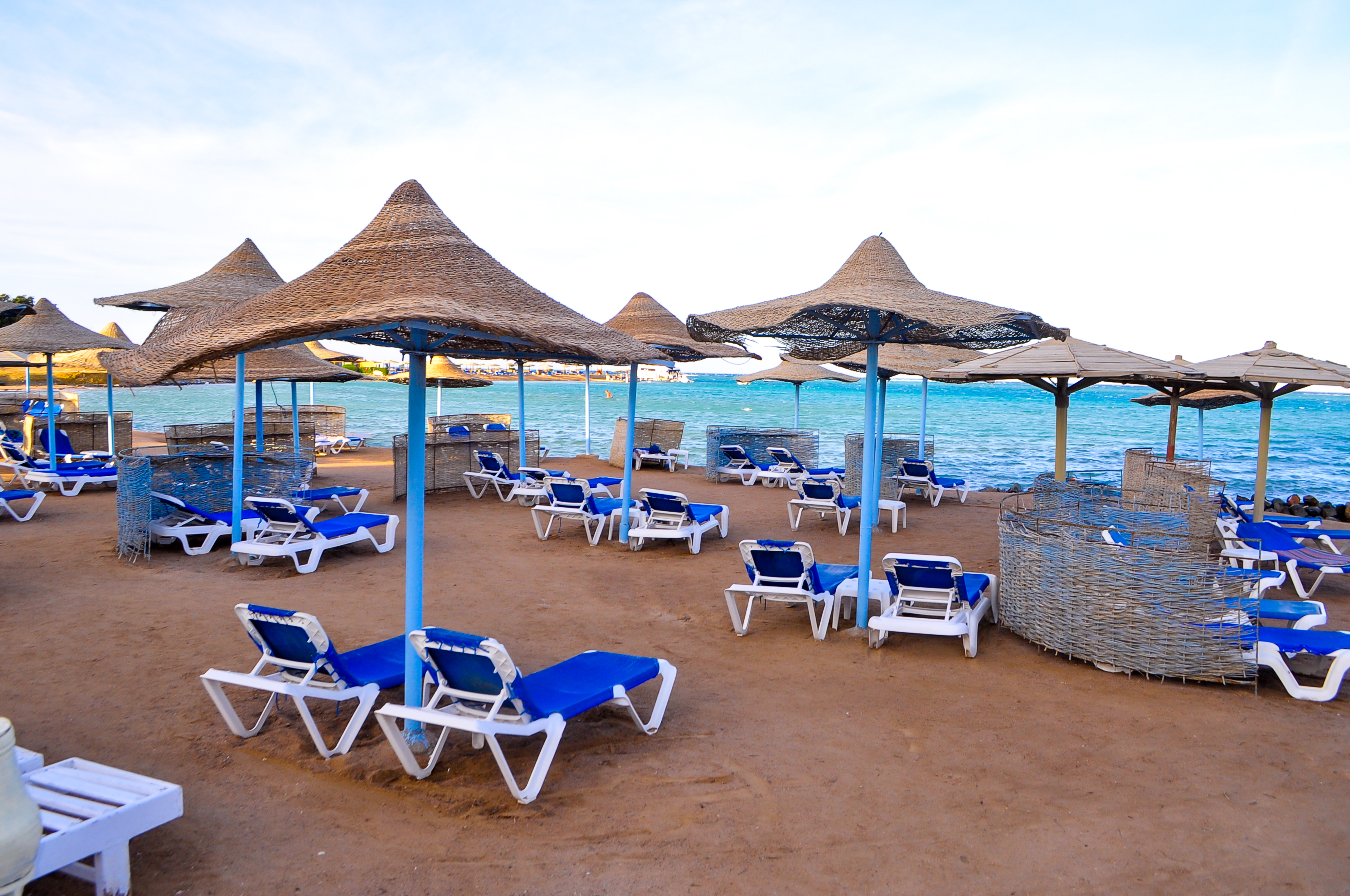 Magic beach отзывы. Magic Beach Hotel Hurghada. Magic Beach Resort Hurghada 4. Magic Beach Resort 4*. Хургада Marina Beach.