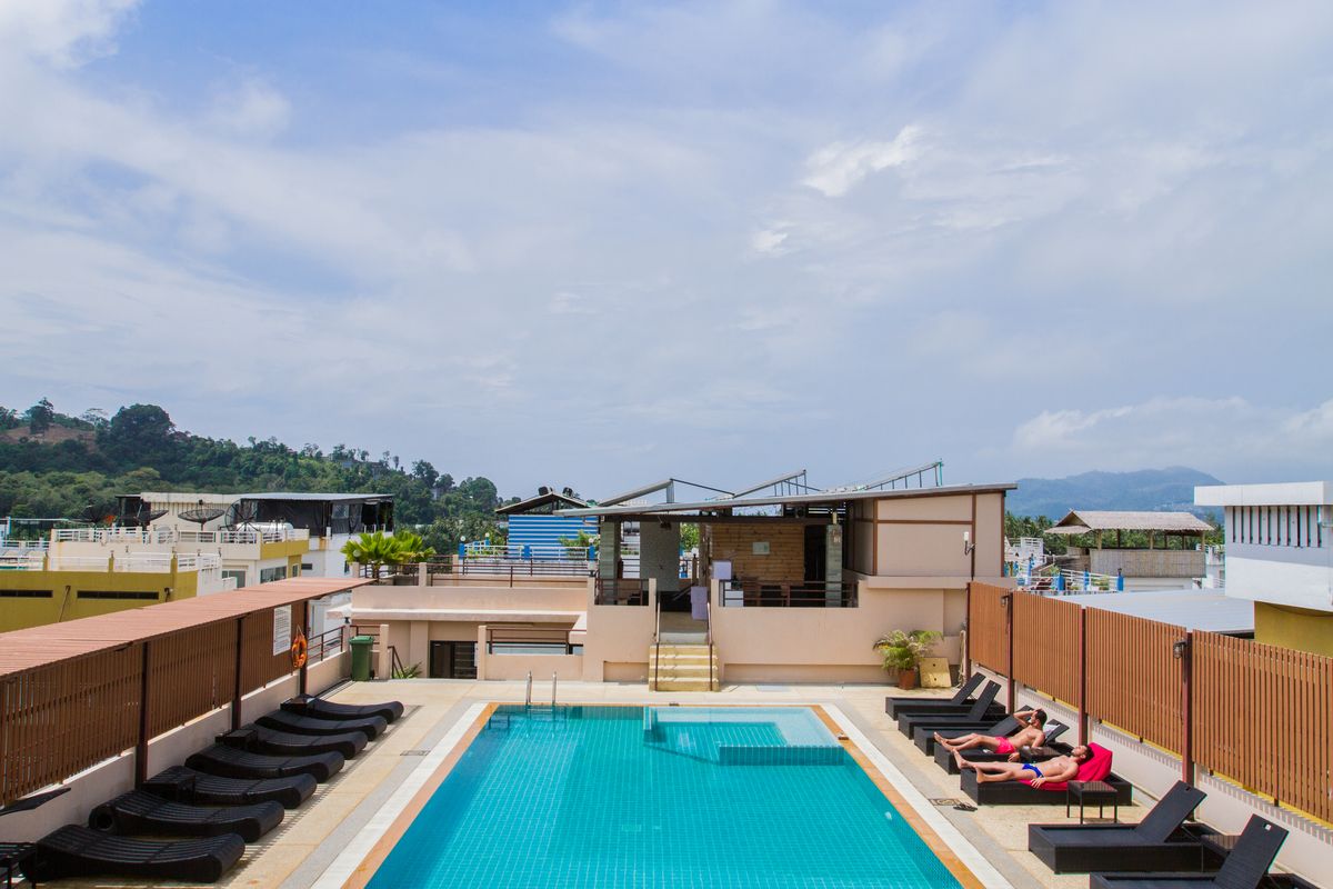 Chana hotel andaman phuket. Chana Phuket Hotel 3*. Chana Phuket Hotel. Chana Hotel. Chana Phuket Hotel 3* фото с сайта отеля.