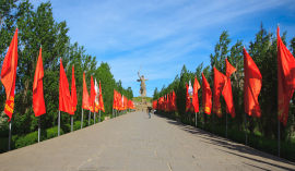 mamaev-kurgan-heroes-stalingrad-battle-volgograd-s.jpg