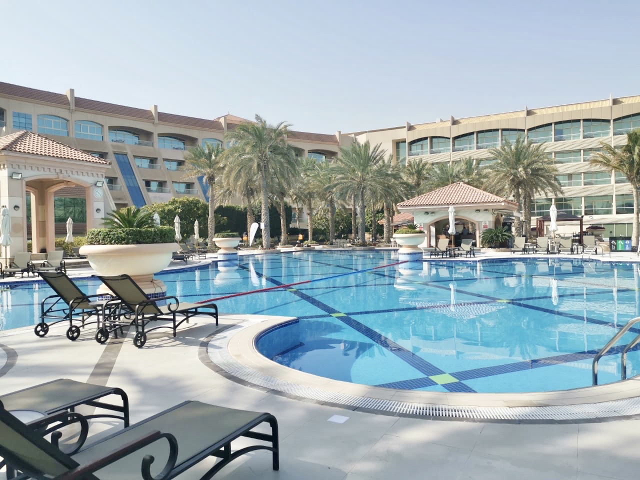 Аль Раха Бич отель. Ал Раха Бич 4 * Абу даба. Al Raha Beach Hotel 5. Al Raha Beach Hotel 4* tourvisor.