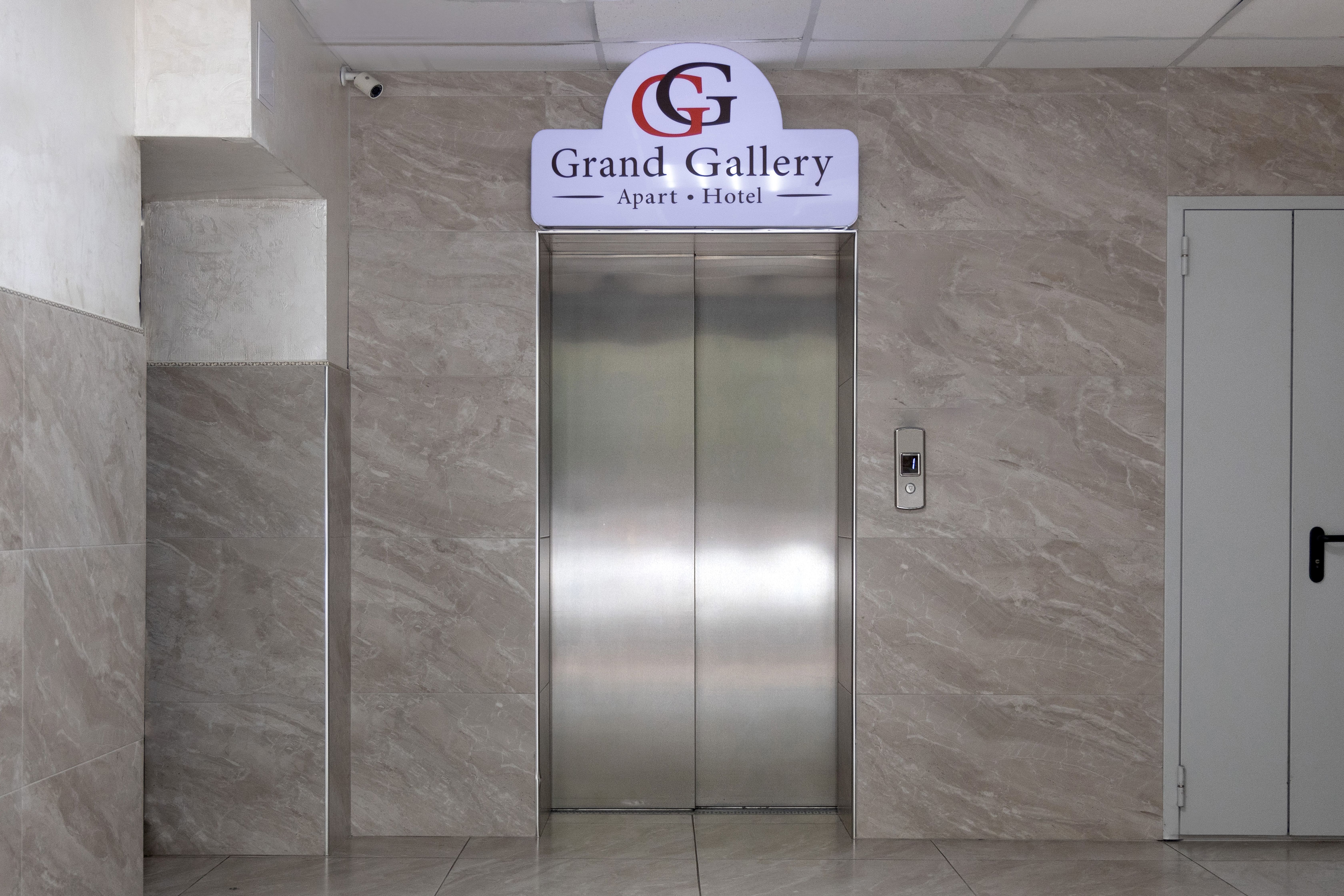 Grand gallery