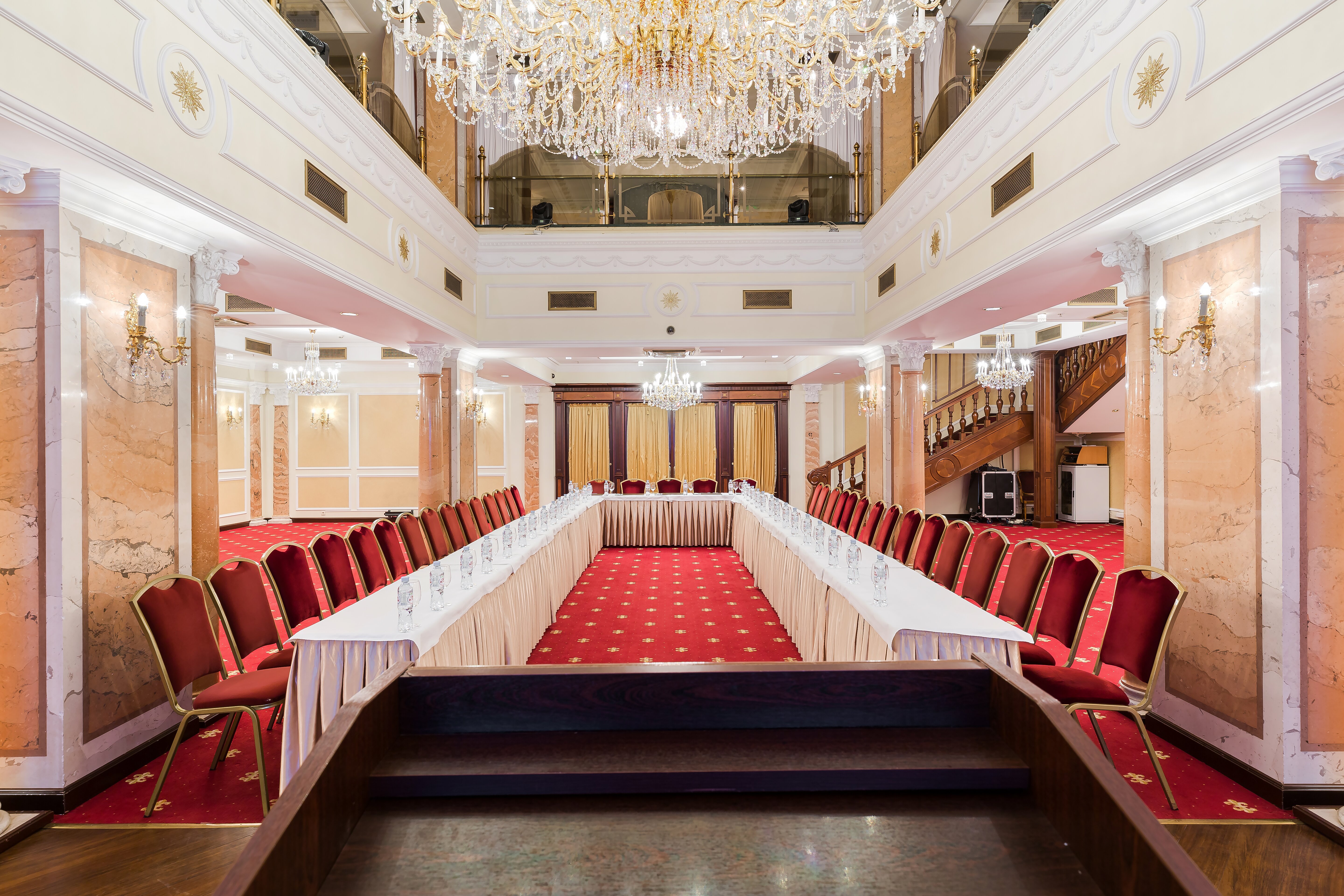 Grand hotel emerald санкт петербург фото