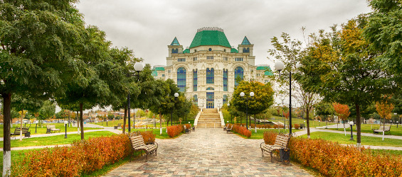 theatre-park-autumn-cloudy-day-astrakhan-s.jpg