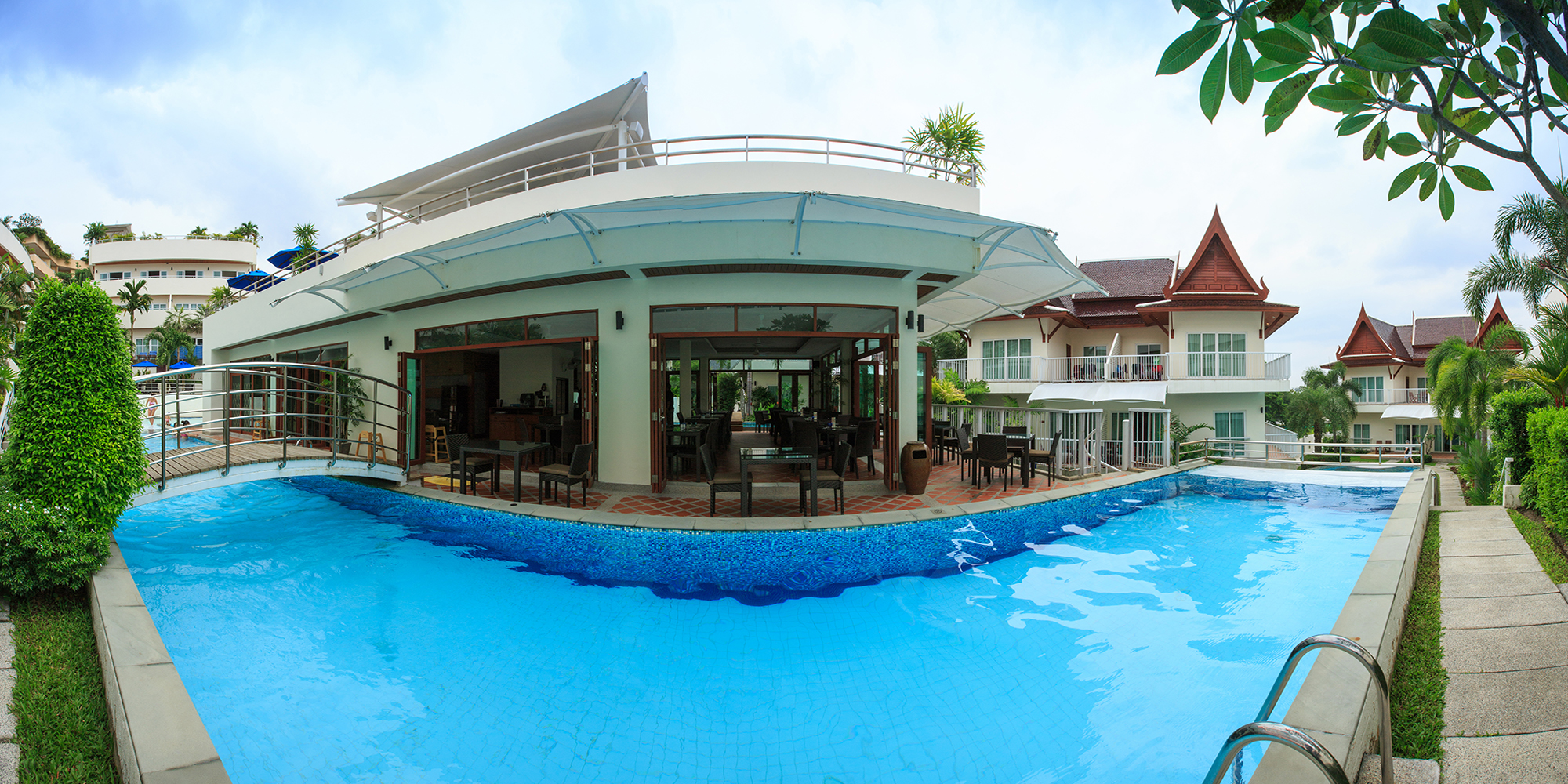 Phunawa resort phuket karon