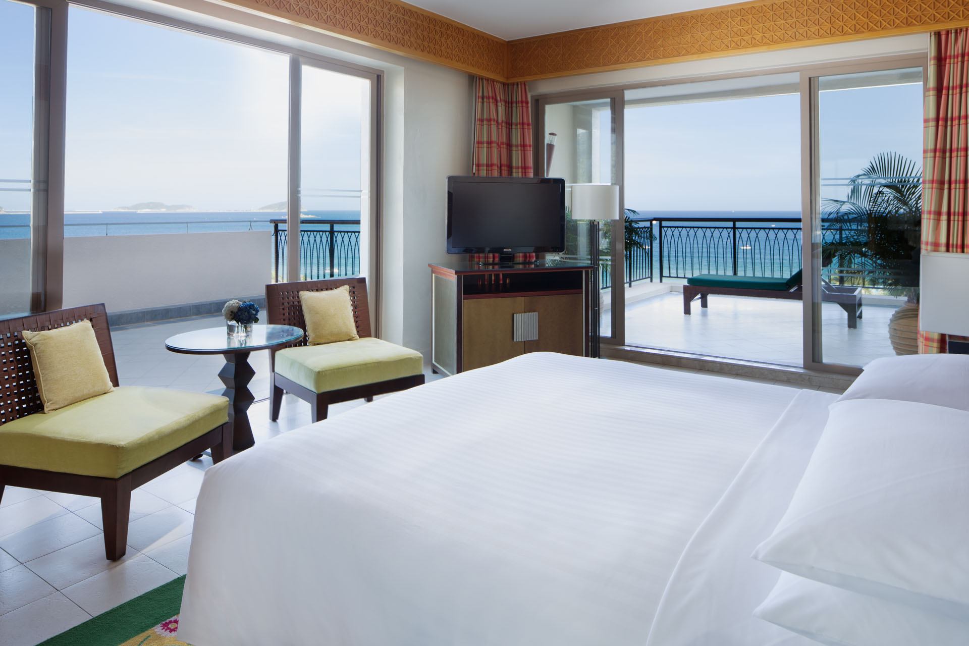 Санья отель Марриотт. Sanya Marriott Yalong Bay Resort & Spa 5*. Sanya Marriott Yalong Bay Resort & Spa спа. Отель Марриотт Хайнань 5*.