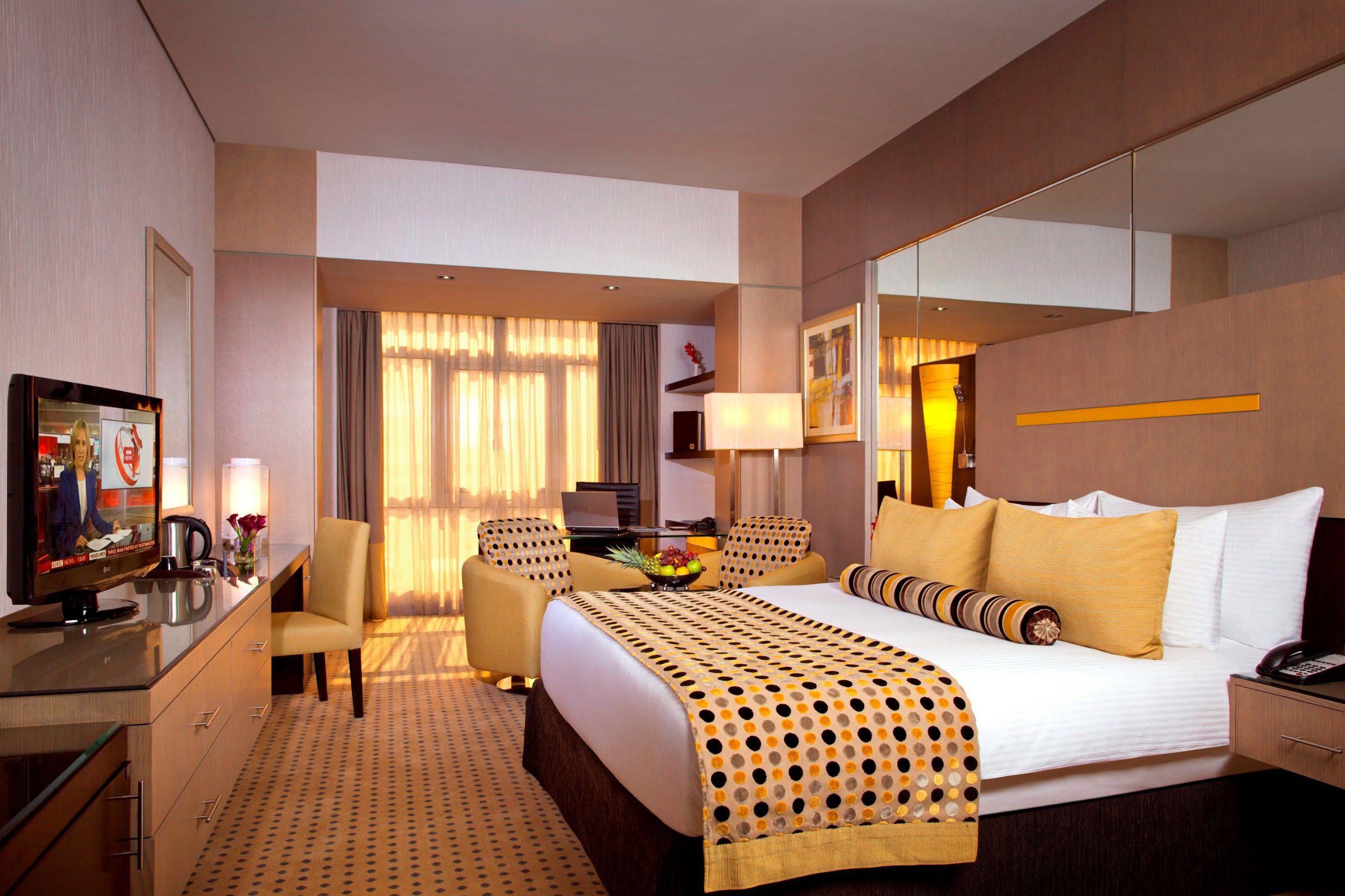 13 дубай. Time Grand Plaza Hotel 4*. Grand Plaza Hotel Dubai. Time Grand Plaza 4 Дубай. Отель Гранд Плаза в Дубай.