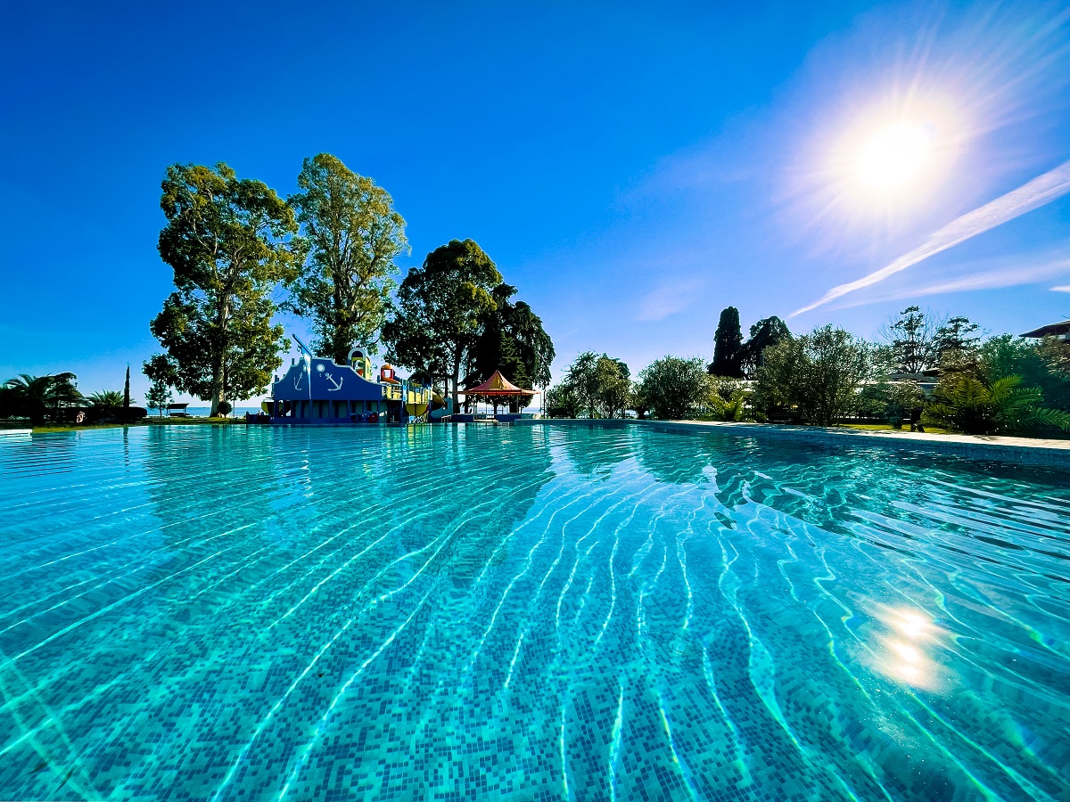 Poolside абхазия. Гудаута абхазия. Пицунда цитрус отель. Гостиница цитрус абхазия гагра. Аибга 3*.