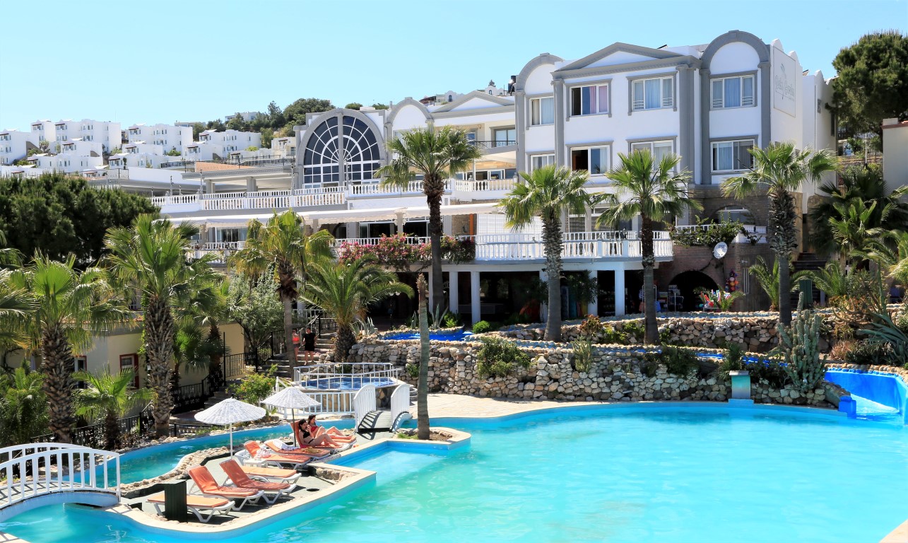 Phoenix sun. Phoenix Sun Hotel Бодрум. Phoenix Sun (ex. Palm Garden Hotel) Бодрум Гюмбет. Phoenix Sun Hotel Bodrum, Бодрум, 4⭐. Phoenix Sun Hotel 4 Турция.