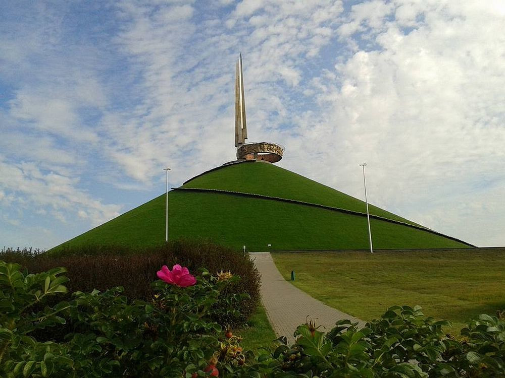 Курган славы под минском фото