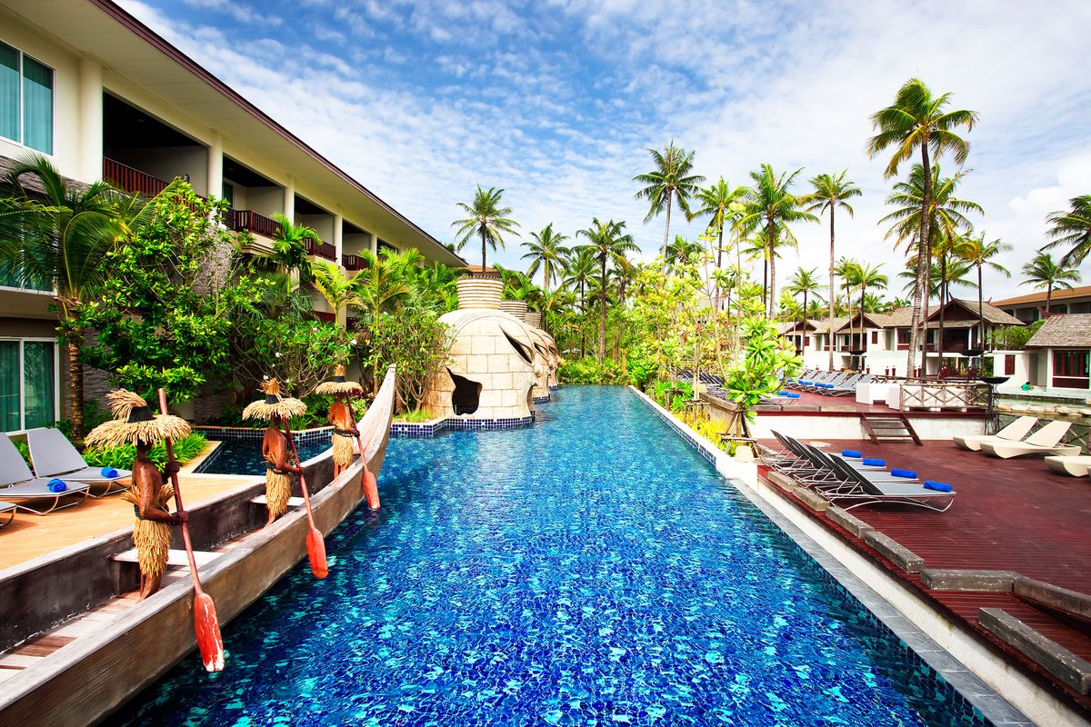 Graceland khao lak