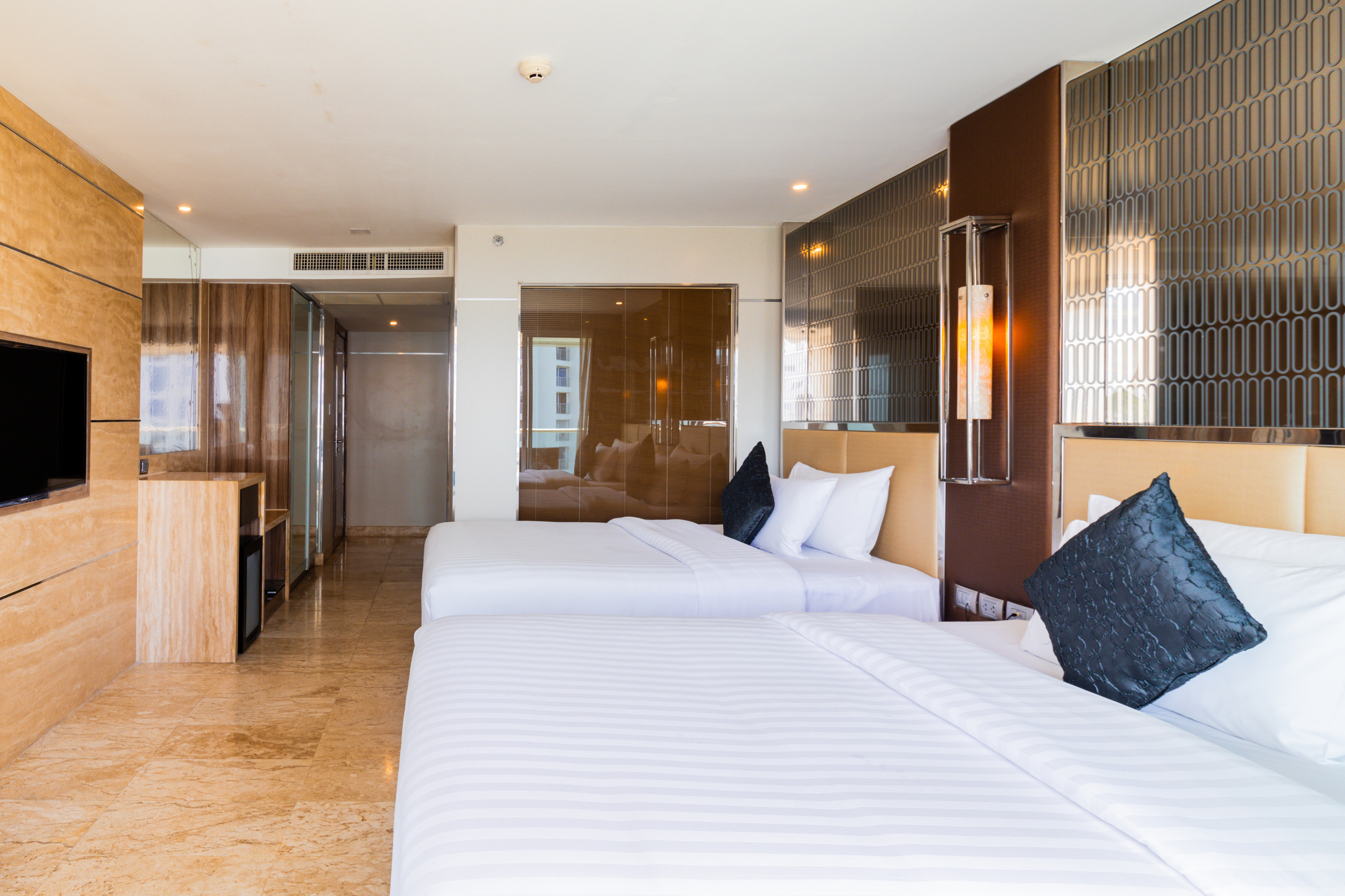 The sanctuary resort pattaya 5. The Sanctuary Phratamnak Pattaya Hotel 5*.