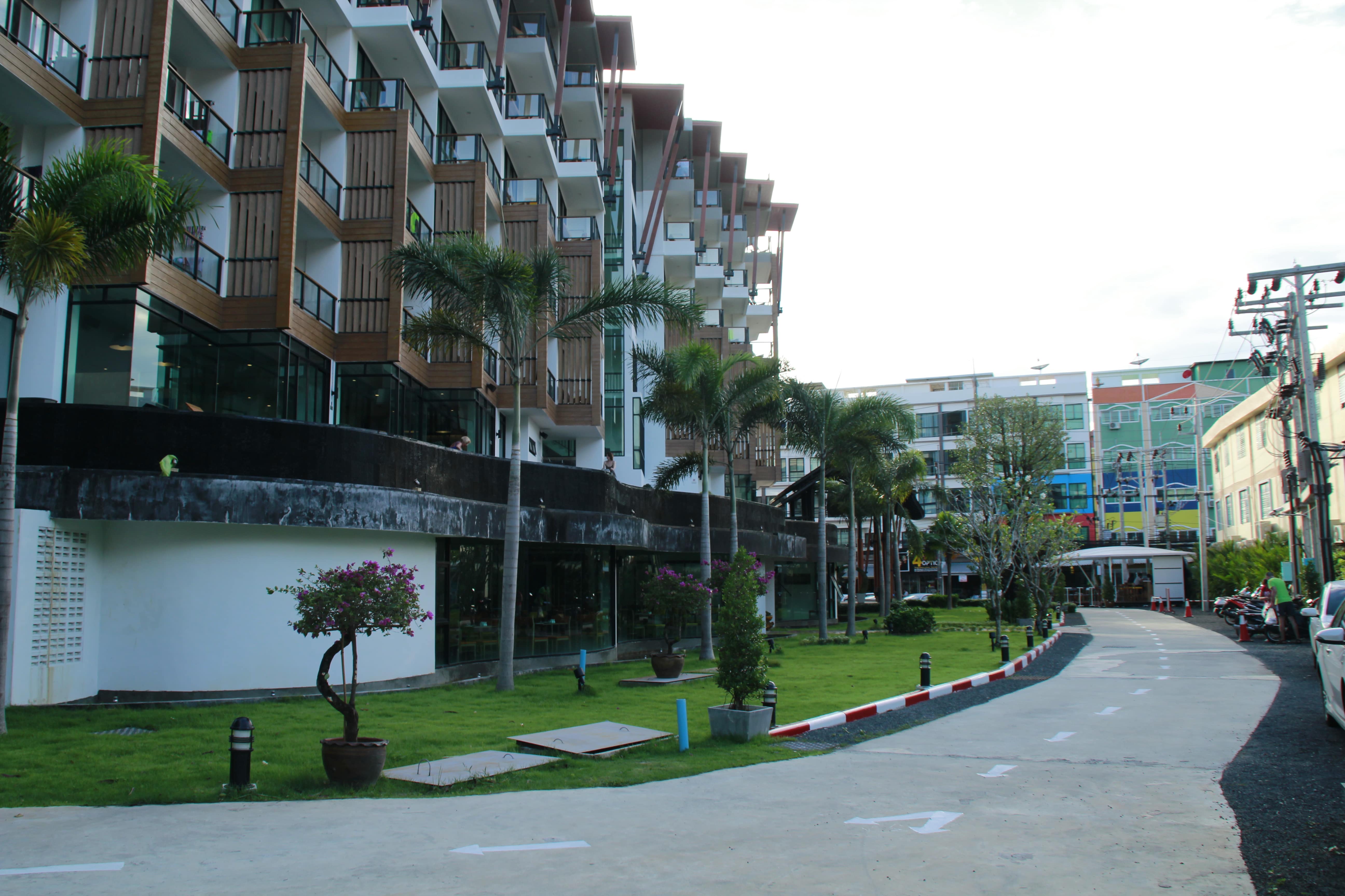 The lunar patong