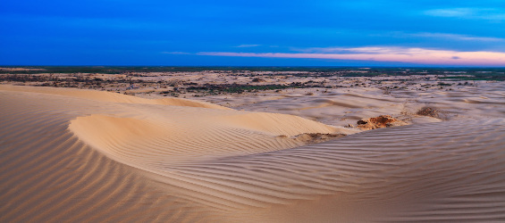 desert-Astrakhan-Region-s565.jpg