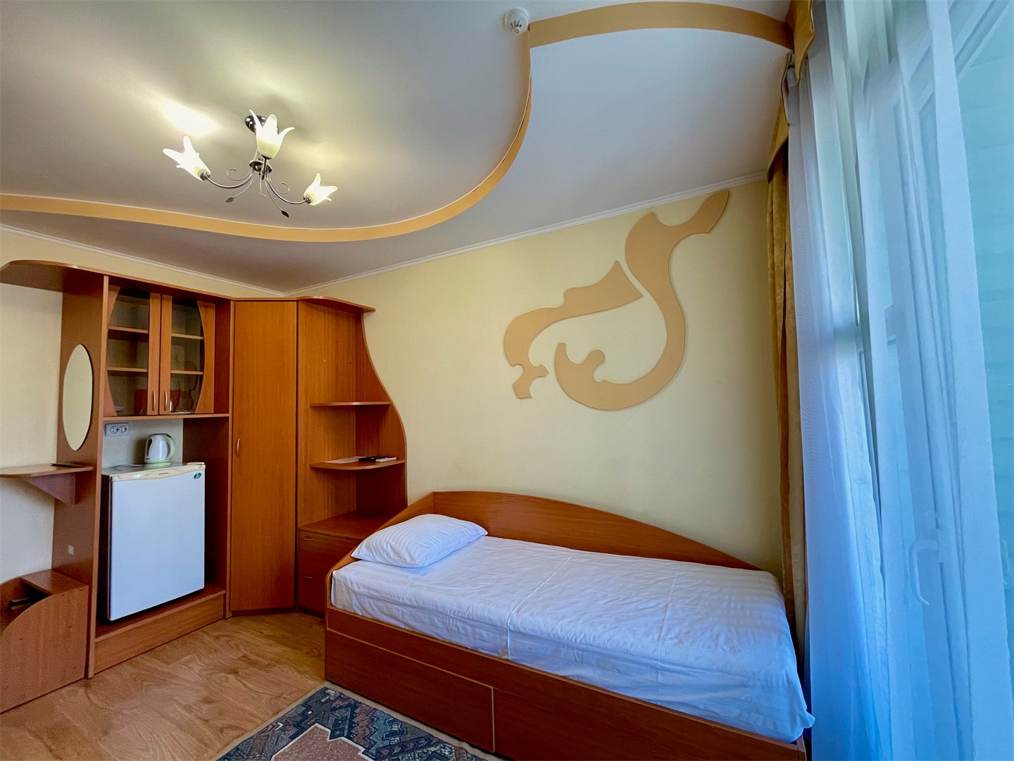 отель москва алушта. гостиница москва алушта. москва отель 3 алушта крым. отель москва алушта. гостиница москва алушта крым.