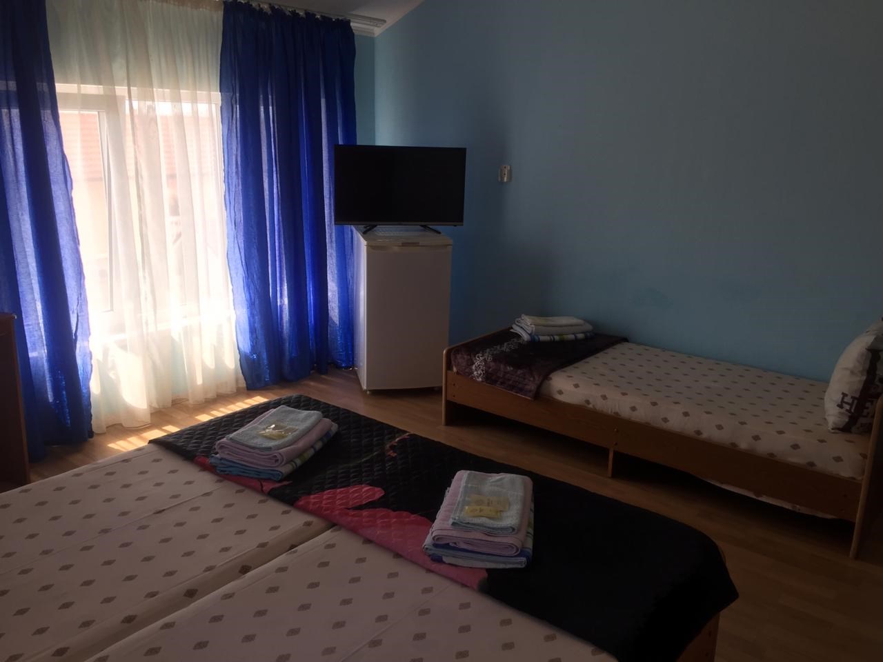 Клевер гостевой дом сочи. Клевер 2* адлер, сочи,. Отель клевер адлер. Гостевой дом клевер адлер. Анадель клевер сочи отель.