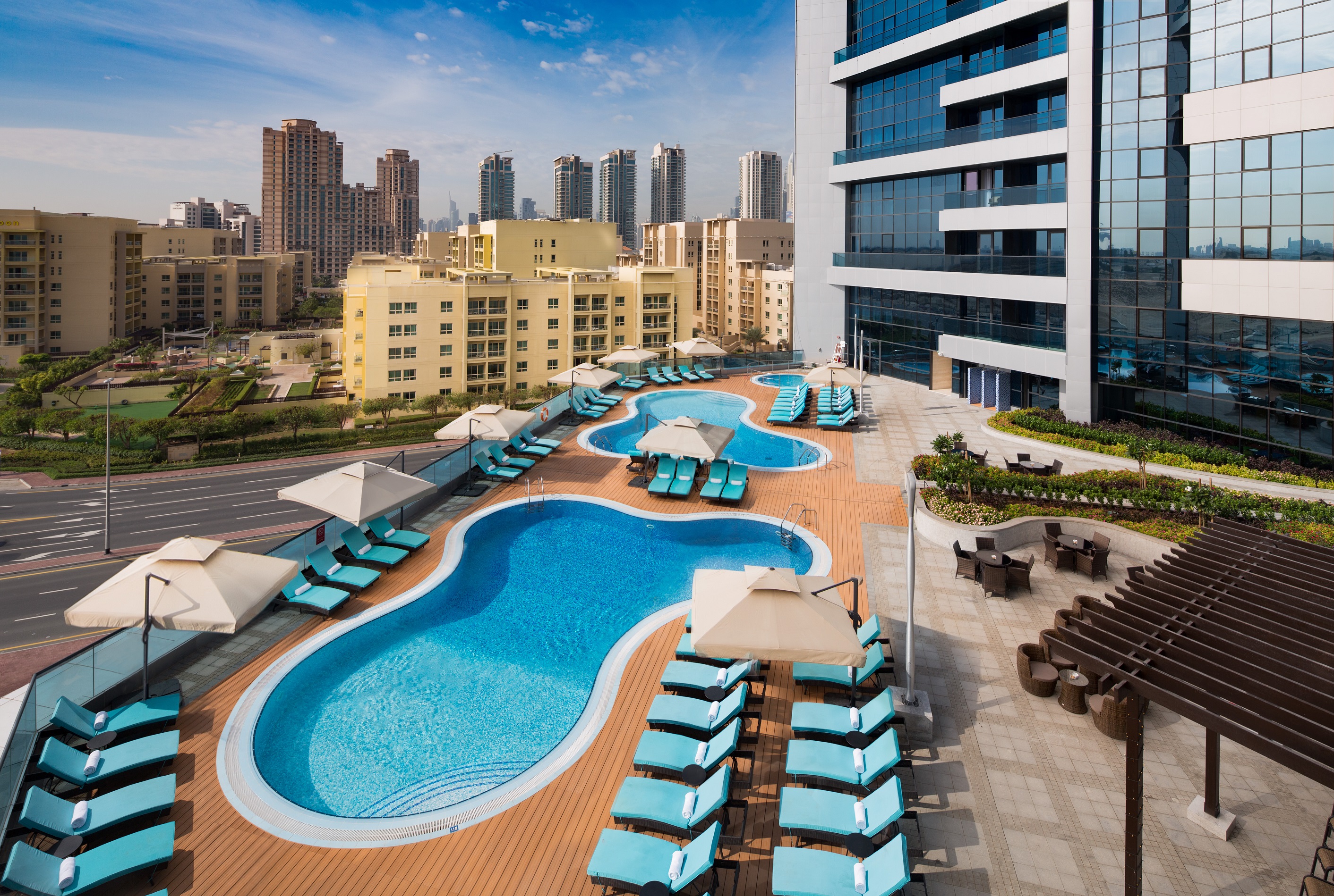 А4 в дубае. Миллениум барша Дубай. Millennium place Barsha heights Hotel & Hotel Apartments. Millennium place Barsha heights Hotel, Дубай, ОАЭ. Millennium Palace Barsha 4 Дубай.