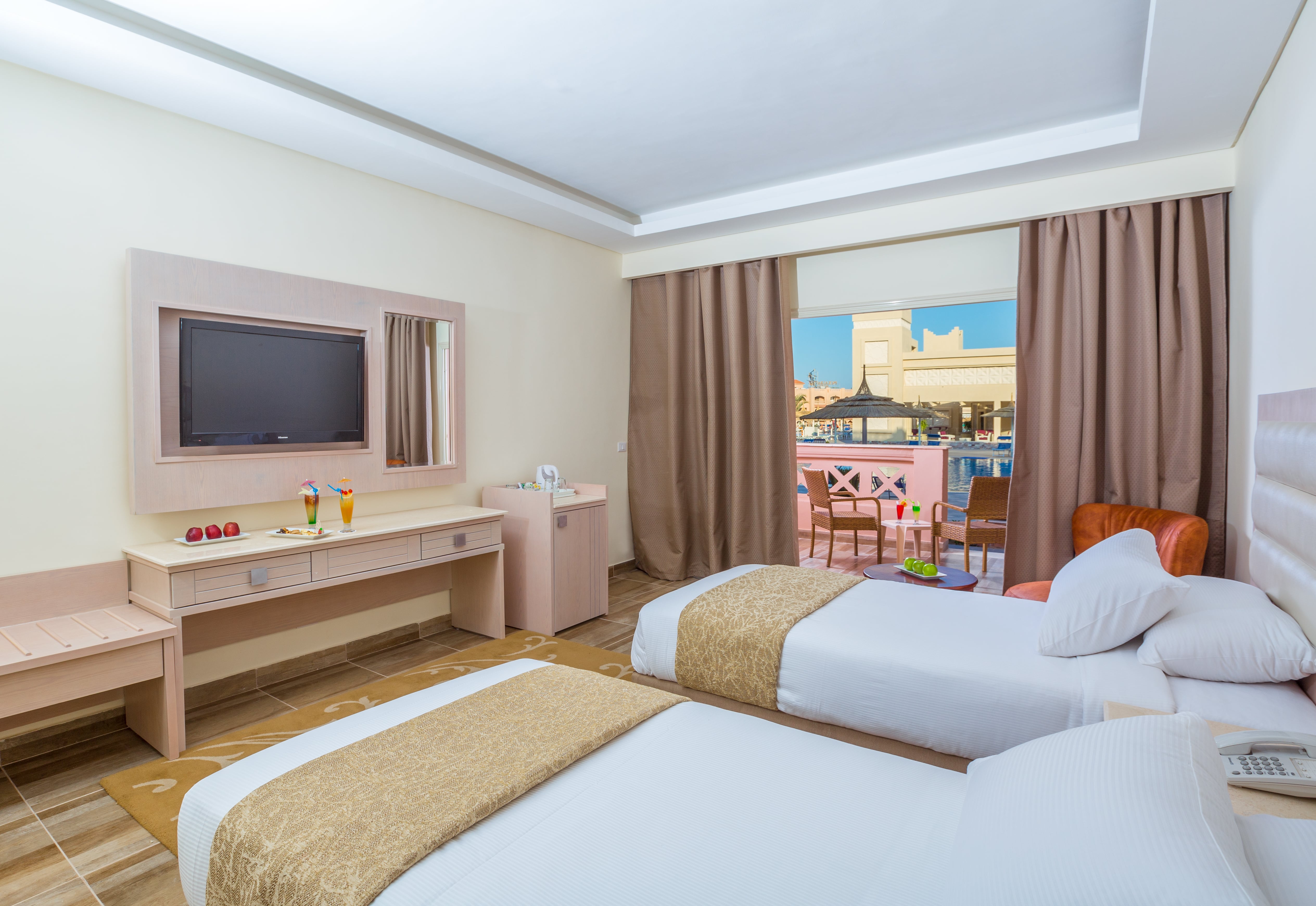 Pickalbatros vista resort hurghada. Хургада отель Аква Виста. Египет fun Sun Family Albatros Aqua Vista Хургада. Отель fun&Sun Family Aqua Vista 4*. Albatros Aqua Vista 4*.