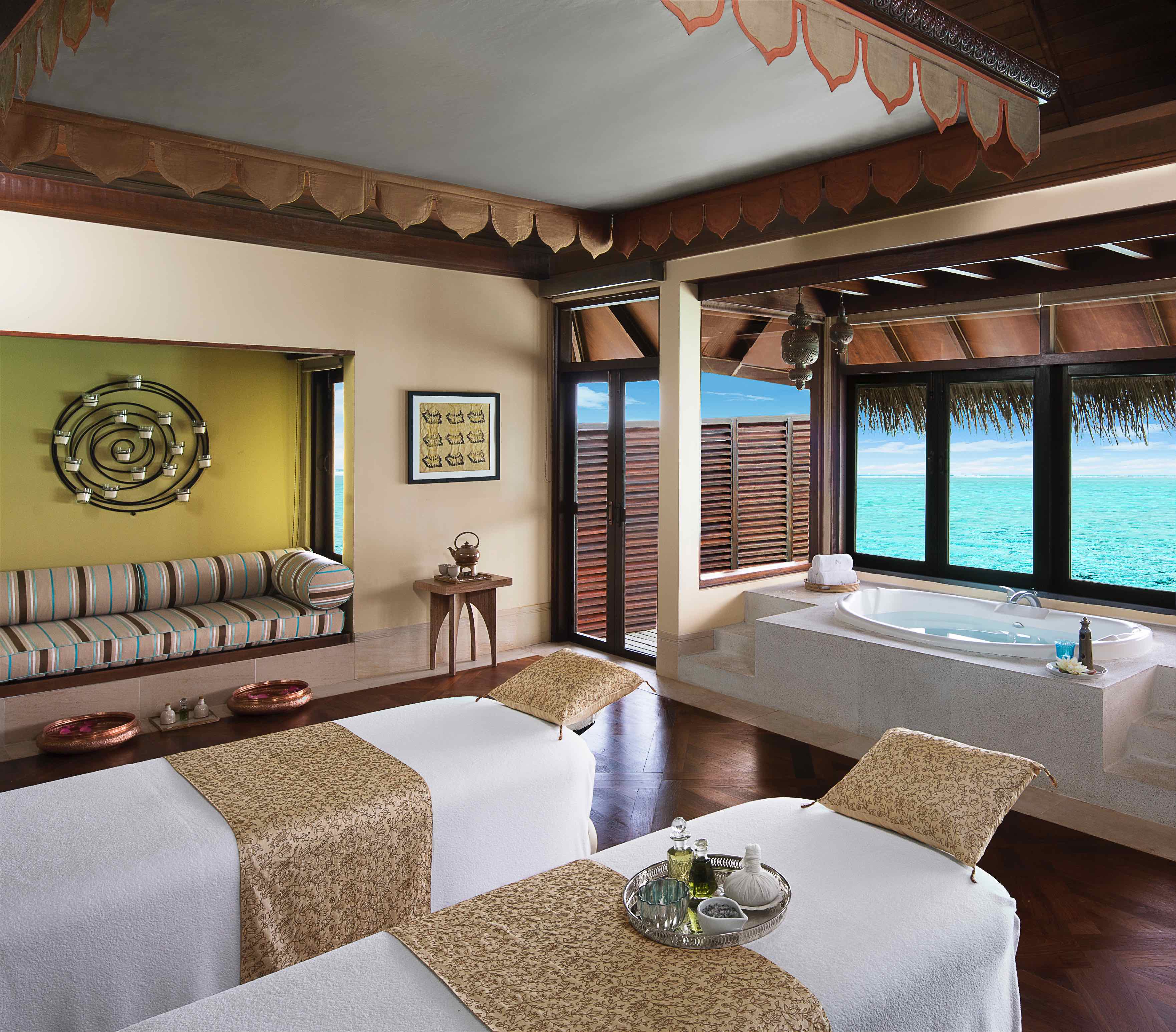 Отель резорт мальдивы. Отель Taj Exotica Resort & Spa. Тадж экзотика Мальдивы. Taj Exotica Resort Spa Maldives 5.