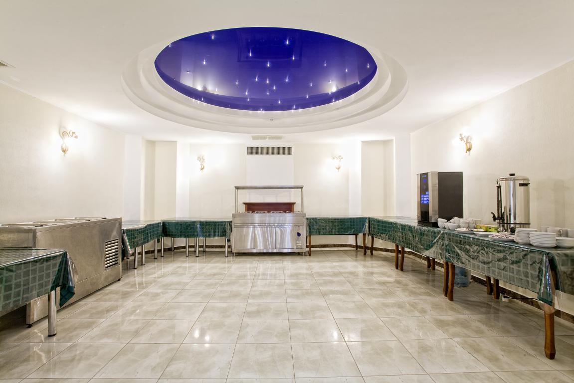 Отель норд партенит сайт. Отель норд в партените. nord hotel алушта. отель норд костомукша.
