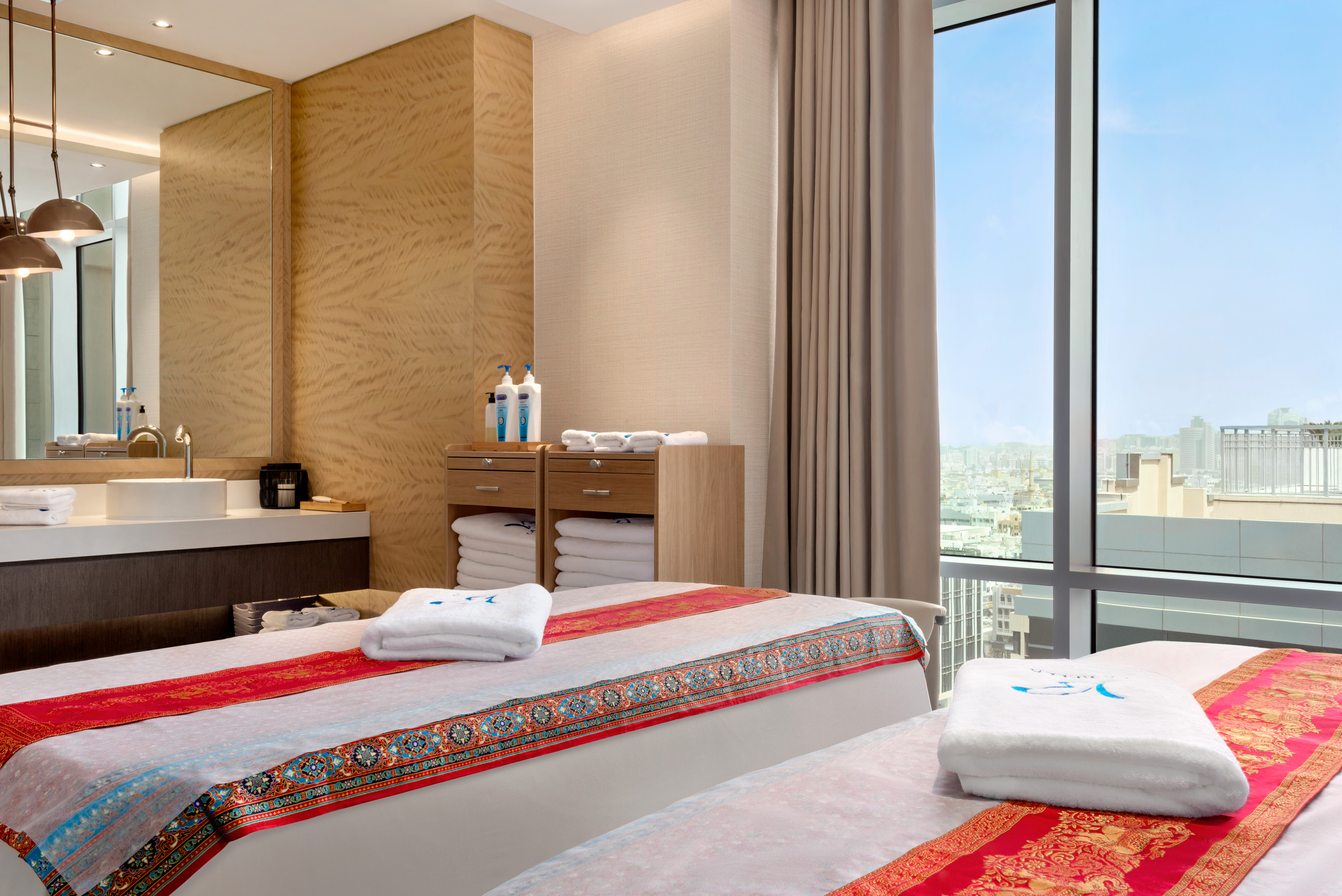 Wyndham dubai. Отель Wyndham Dubai. Отель Wyndham Dubai Deira. Wyndham Dubai Marina Hotel. Wyndham Dubai Deira Hotel 4 *.