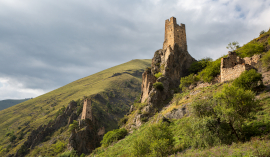 ingushetia-tower-complex-Vovnushki-s.jpg