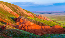 big-bogdo-mountain-red-sandstone-outcrops-s.jpg
