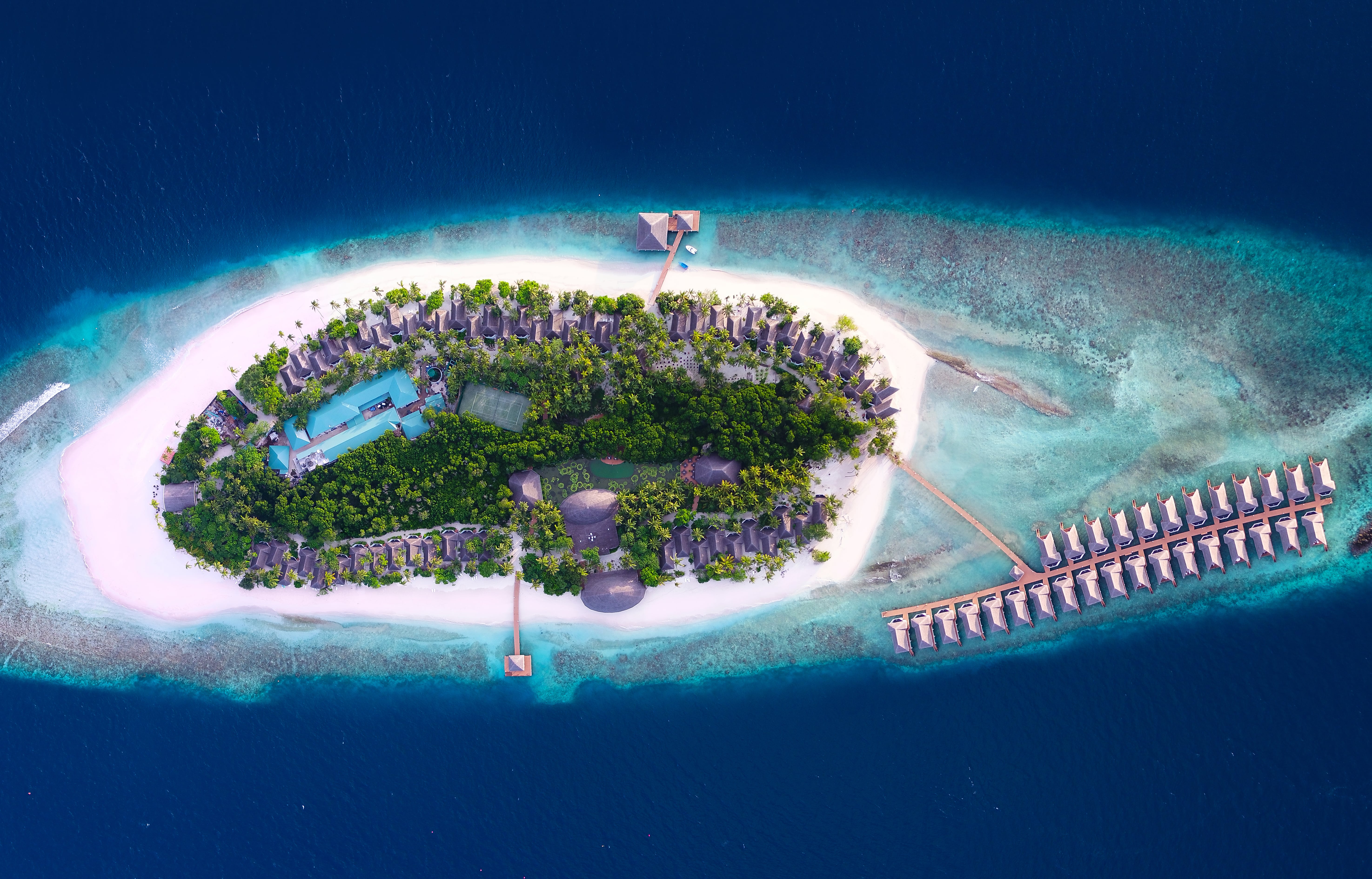 Unique resort. Отель Dreamland the unique Sea & Lake Resort & Spa 4*. Мальдивы,Баа Атолл,Dreamland the unique Sea. Остров Баа Атолл. Мальдивы остров Баа Атолл.