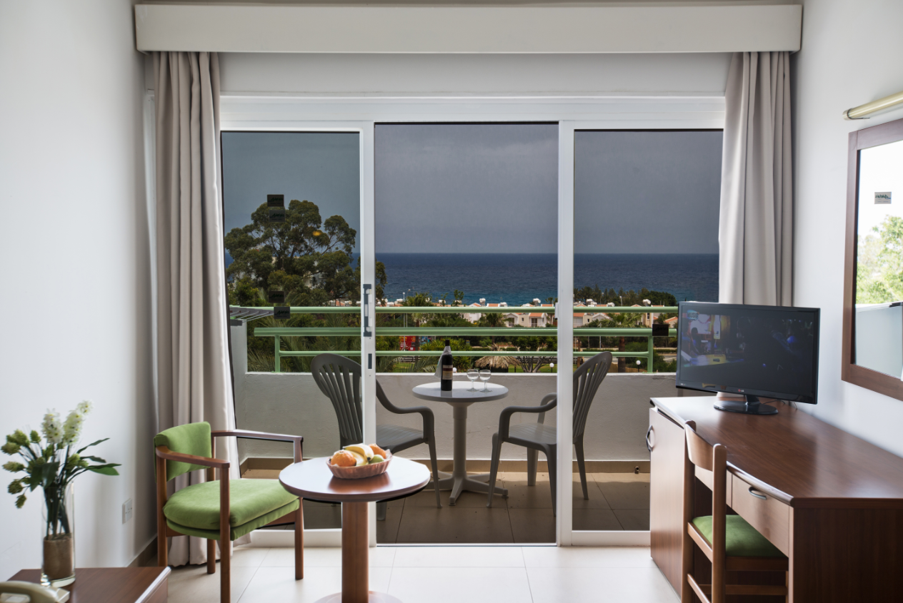 Протарас отели 3 звезды. Standard Side Sea view номер. Harmony Bay Hotel Лимассол Кипр. Чарор Bay Hotel.