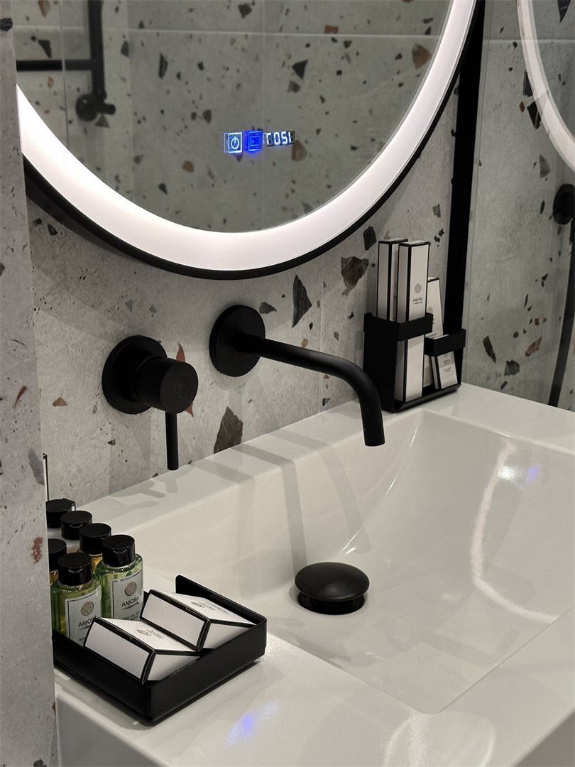 парк отель жардин ростов-на-дону. Big nils. фасад здания. жардин левый берег ростов на дону. обои белые для стен.