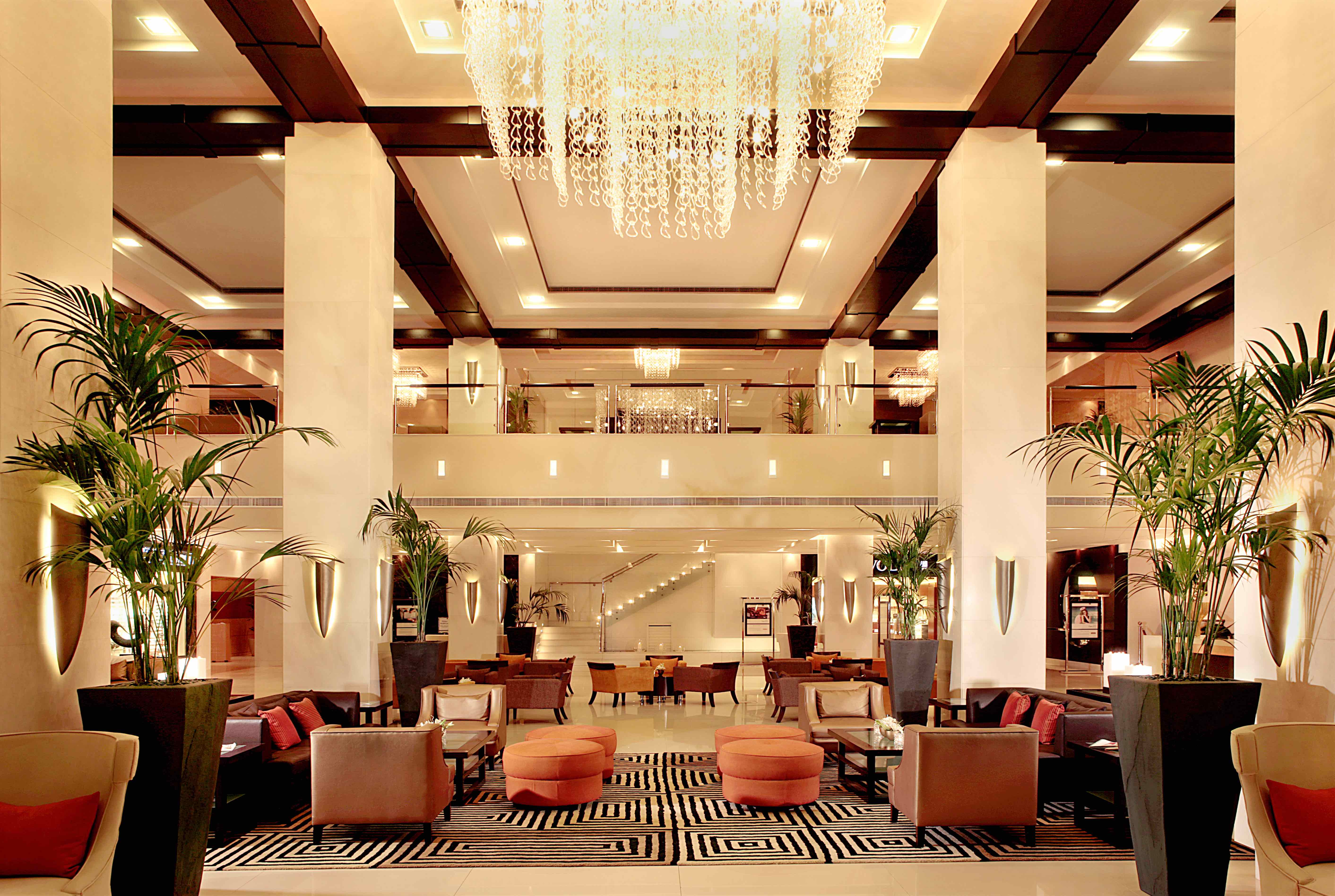 Lobby connect. Отель Media Rotana 5*. Media Rotana Дубай. Media Rotana Dubai 5*. Media Rotana Dubai* 5* (al Barsha).