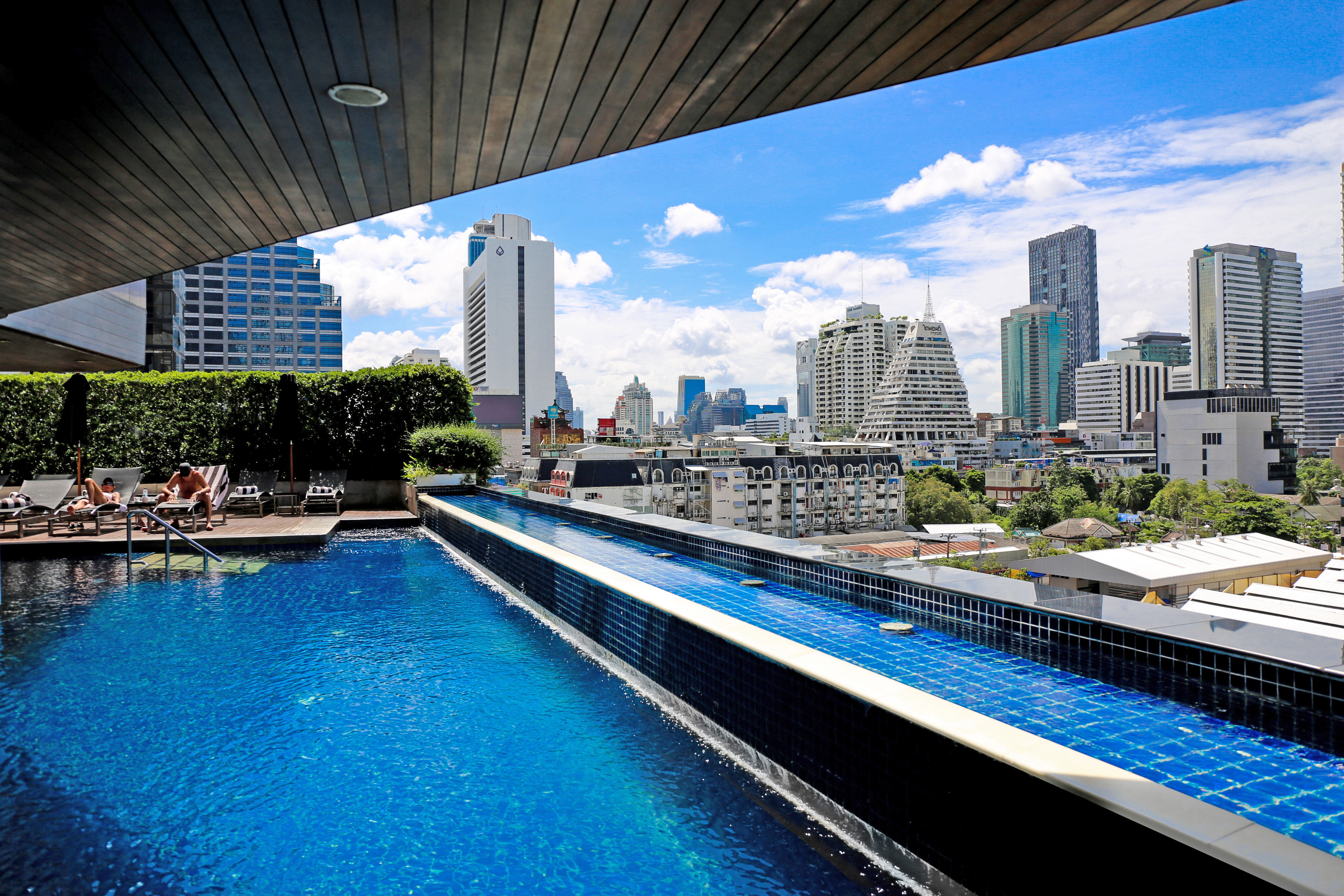 Бассейн в бангкоке. Пульман Бангкок. Гостиница Пулман Бангкок. Pullman Bangkok Hotel g 5*. Бангкок бассейн.
