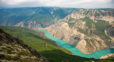 The-Sulak-canyon-Dagestan-s.jpg