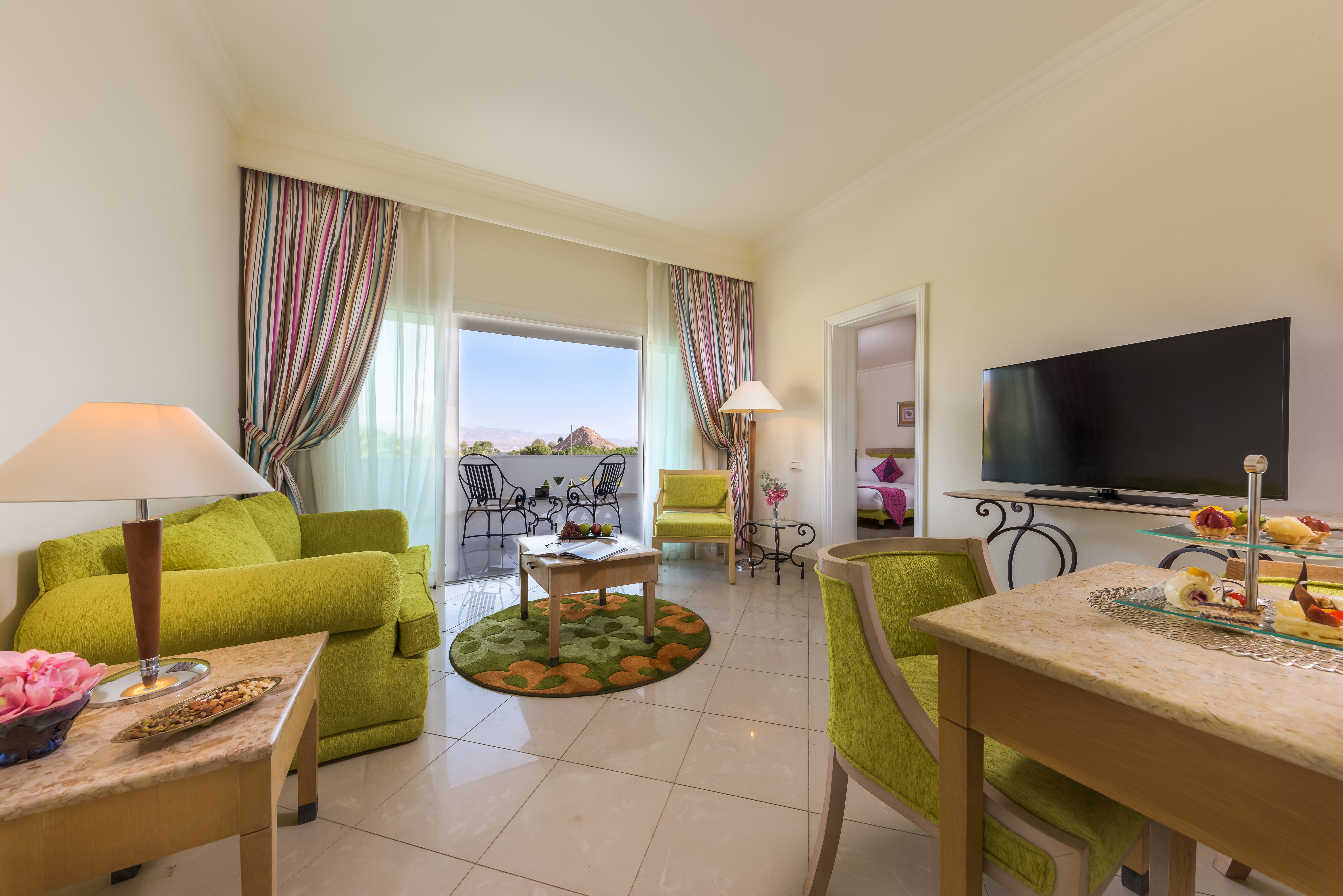 Movenpick resort. Отель Movenpick Taba. Movenpick Resort Taba 5*. Египет Таба отель Мовенпик. Мовенпик Таба Египет Шарм-Эль-Шейх.